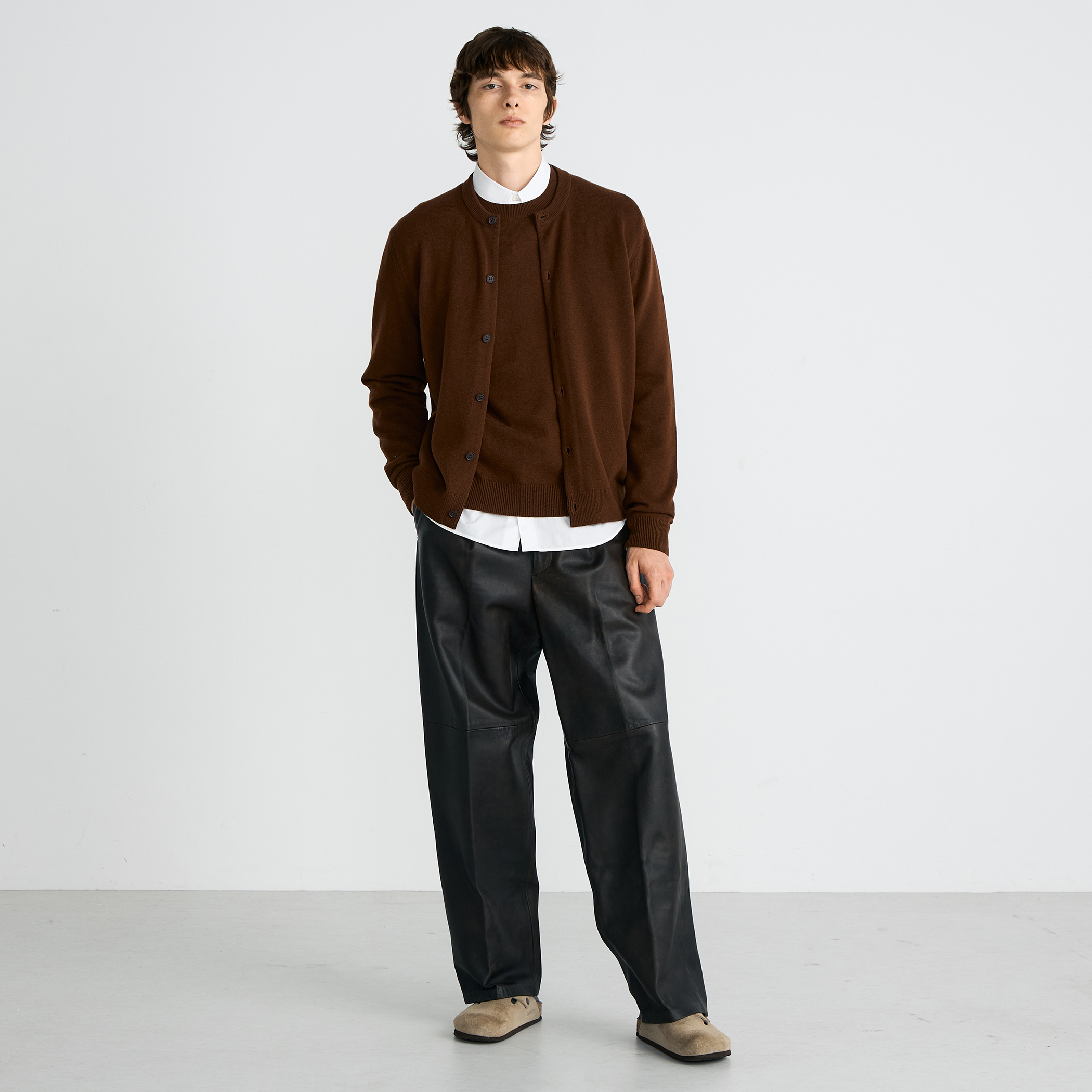 カプリ クルーネックカーディガン｜トゥモローランド 公式通販