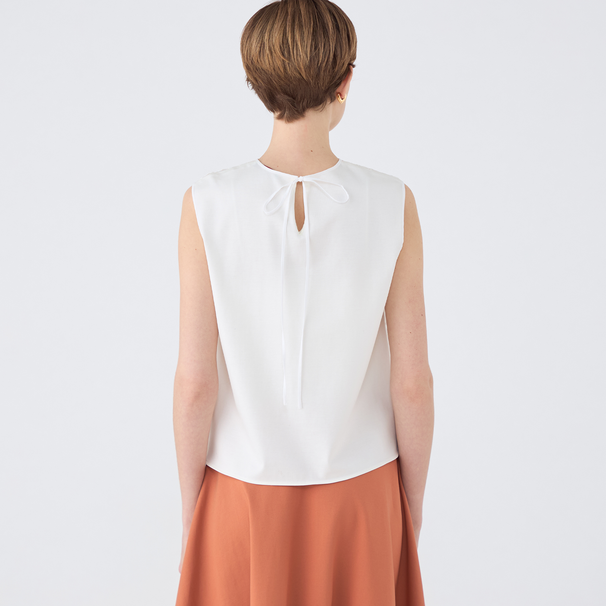 トゥモローランドコレクション TOMORROWLAND collection 25SS ミッシェルエンブロイダリー ノースリーブブラウス 36 ホワイト /HK ■OS レ ミッシェルエンブロイダリー ノースリーブブラウス
