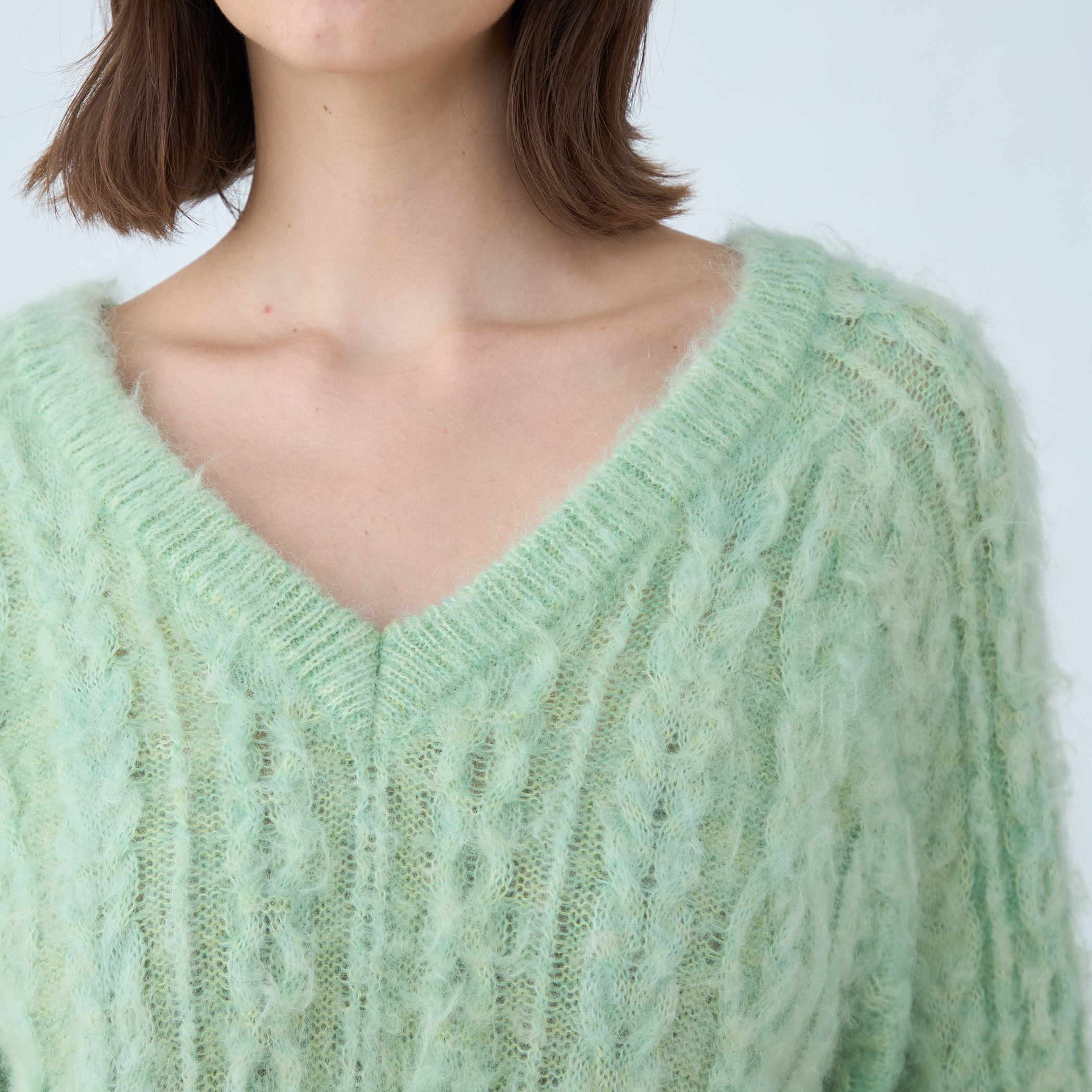 【新品】Plage キッドモヘヤ カタアゼ Vネックプルオーバー ニット 新品】Plage キッドモヘヤ カタアゼ Vネックプルオーバー ニット