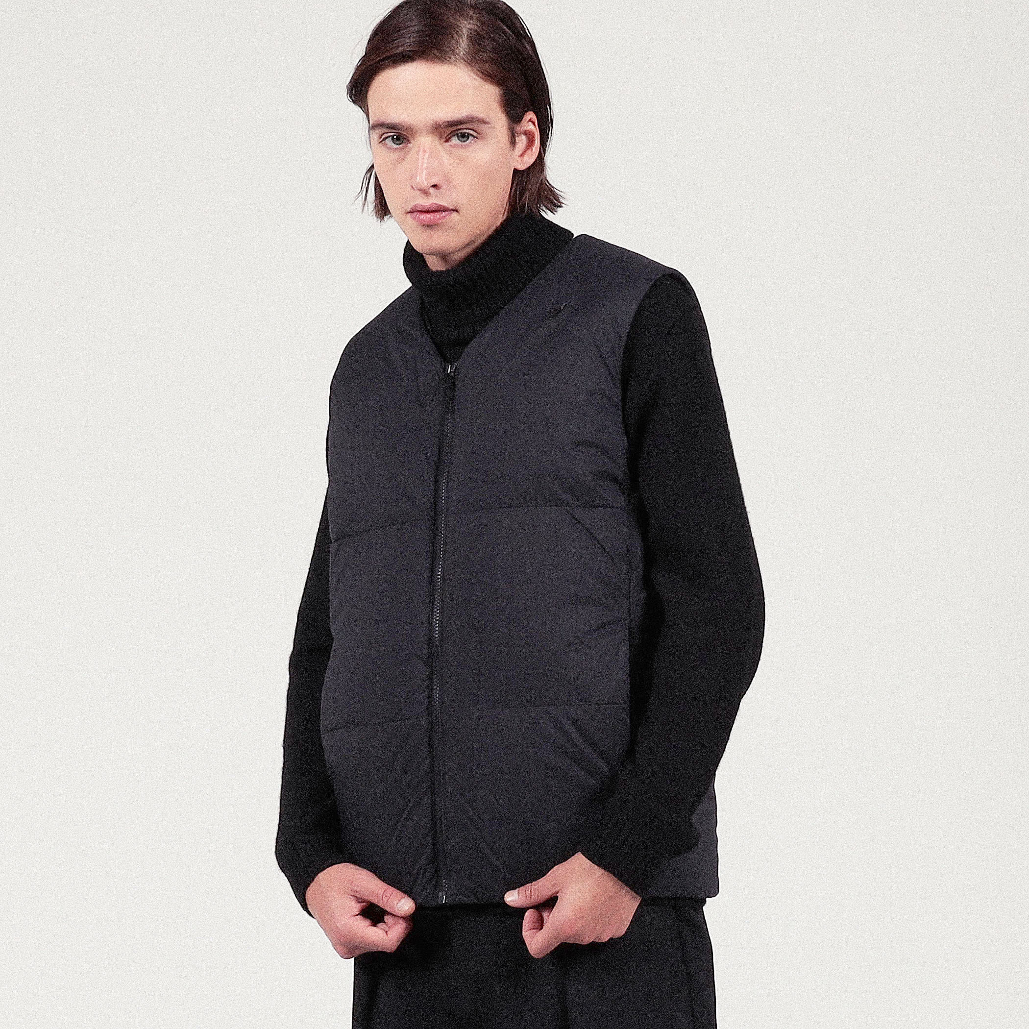 ARC'TERYX VEILANCE Conduit Down Vest ダウンベスト