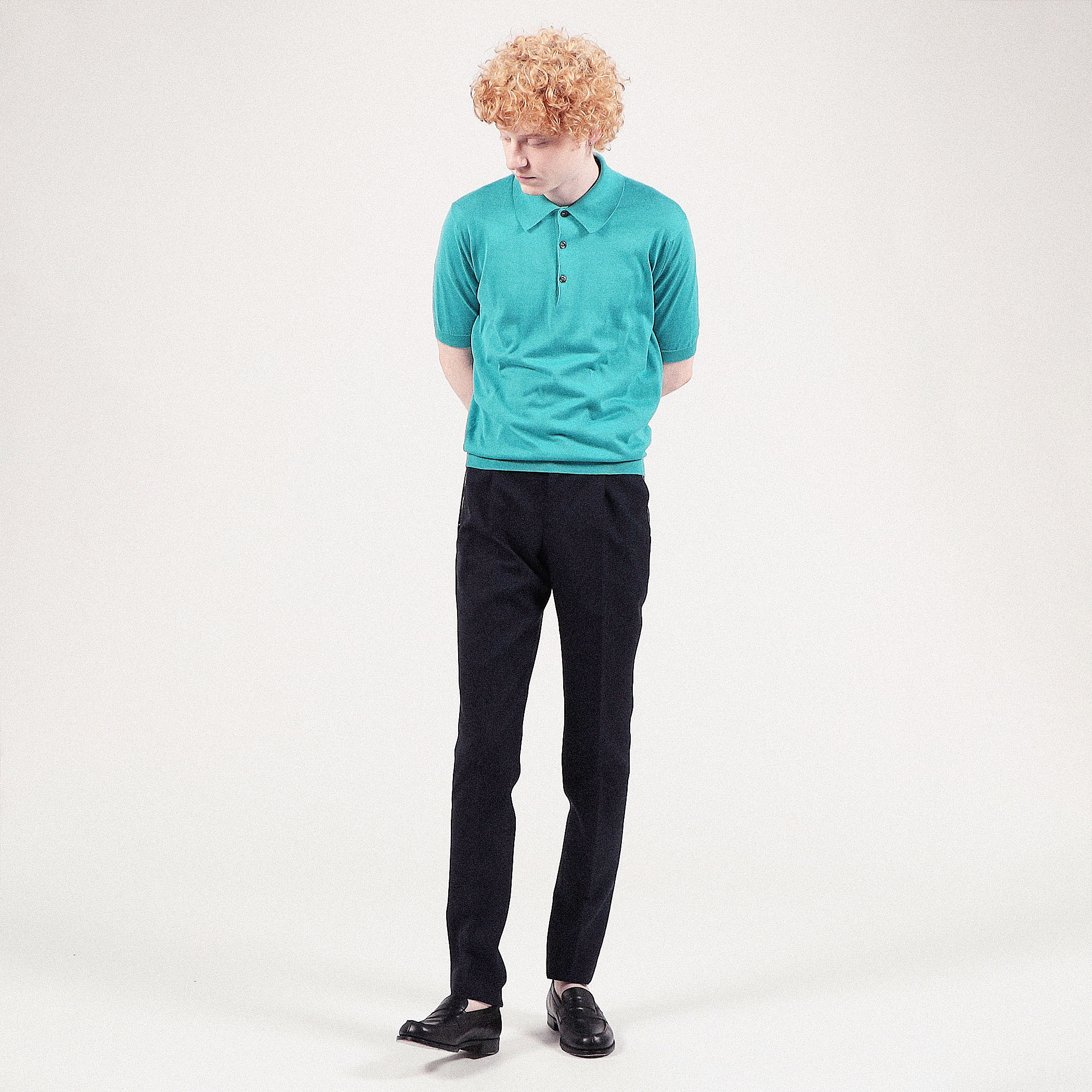 JOHN SMEDLEY 30G コットン ニットポロシャツ Easy fit