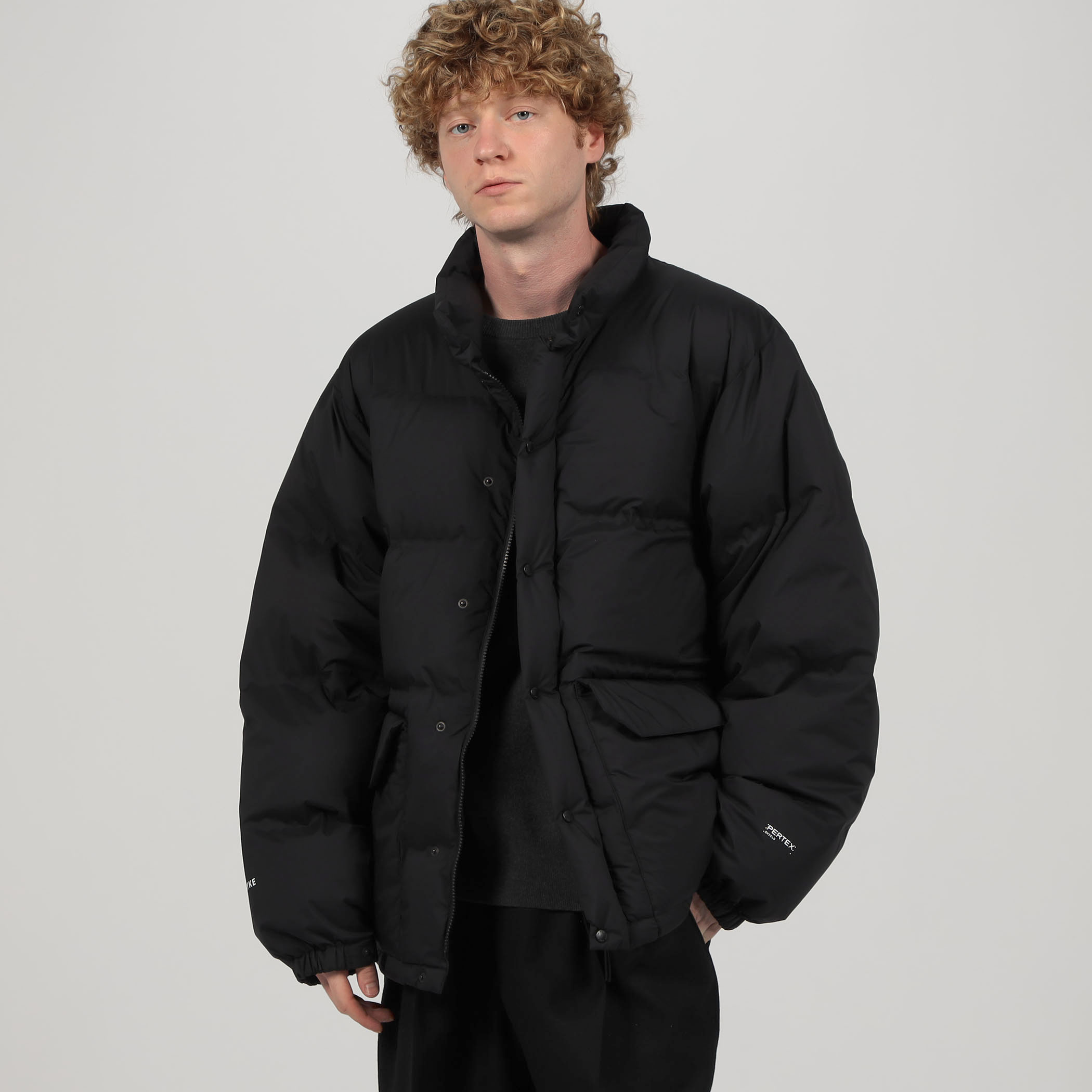 HYKE PERTEX DOWN JACKET｜トゥモローランド 公式通販