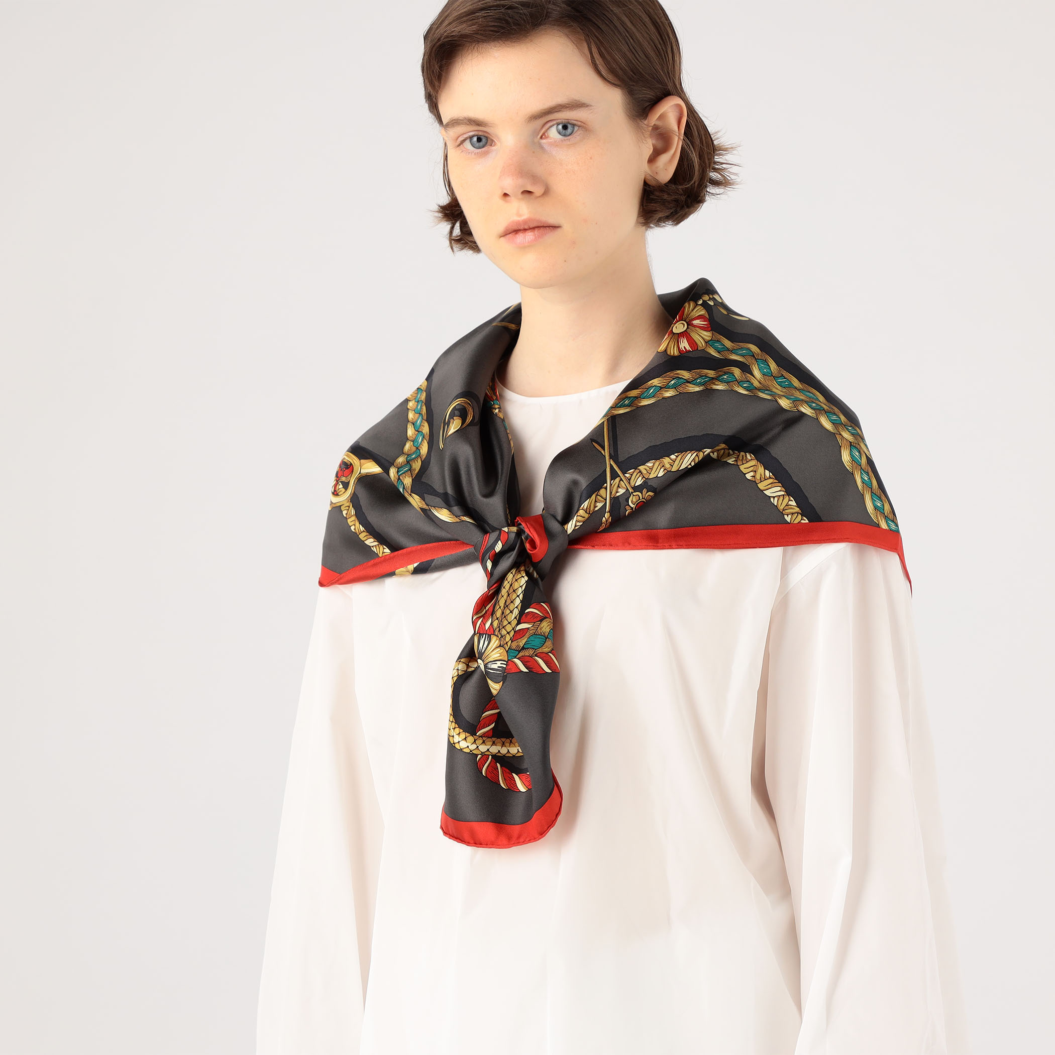 TOMORROWLAND 別注MANIPURI TASSEL スカーフ itemac184a86b6b411ee837e0242ac