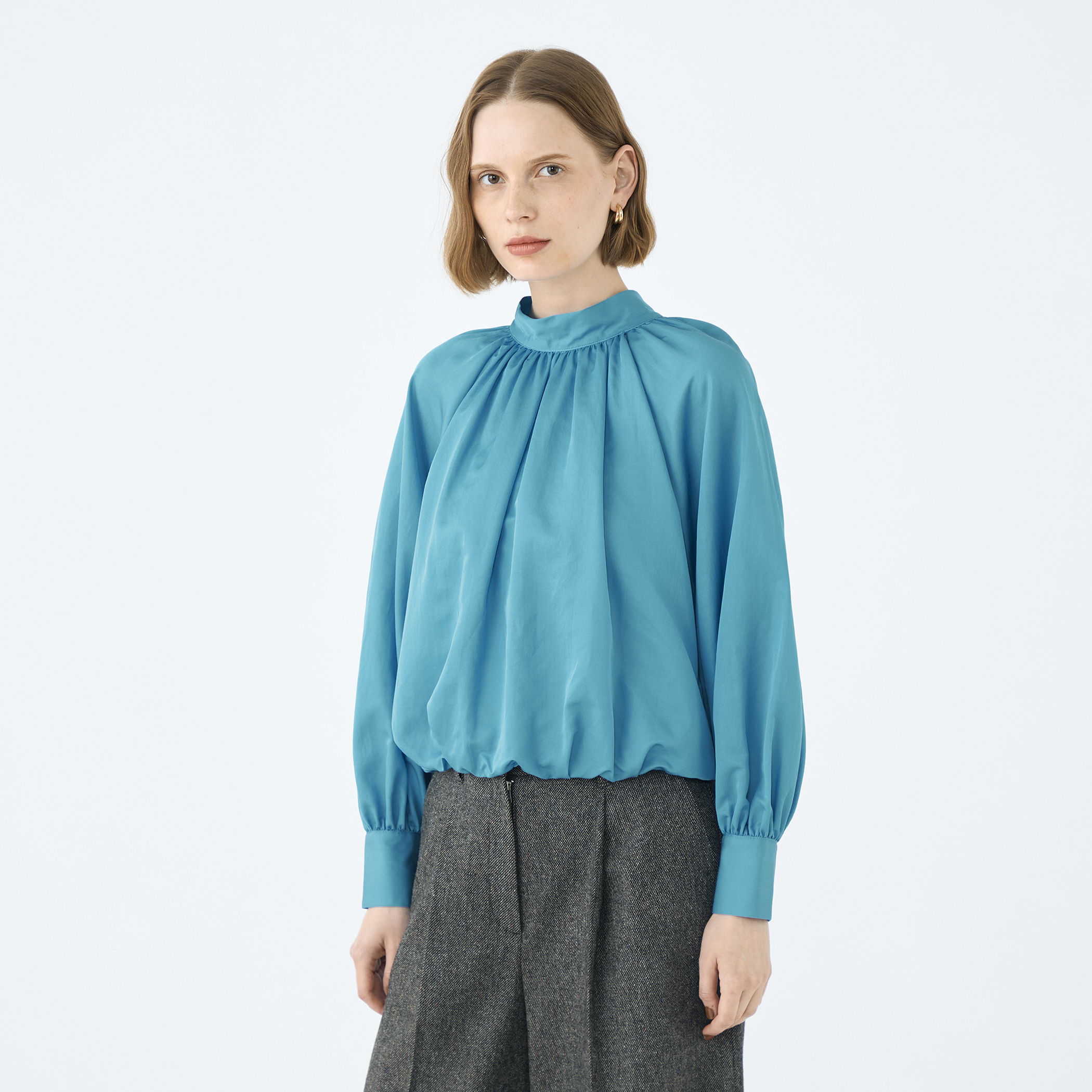 コットンシルクサテン 2-wayボウタイブラウス｜トゥモローランド 公式通販