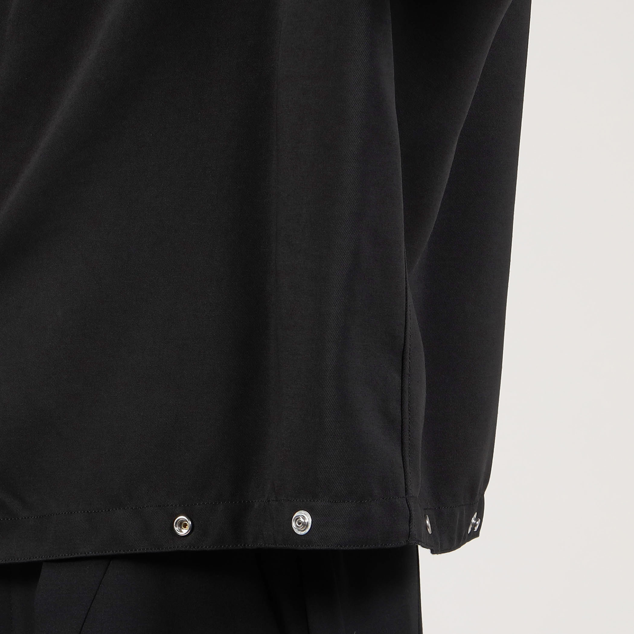 ALMOSTBLACK BUTTON ADJUST DRESS SHIRT｜トゥモローランド 公式通販