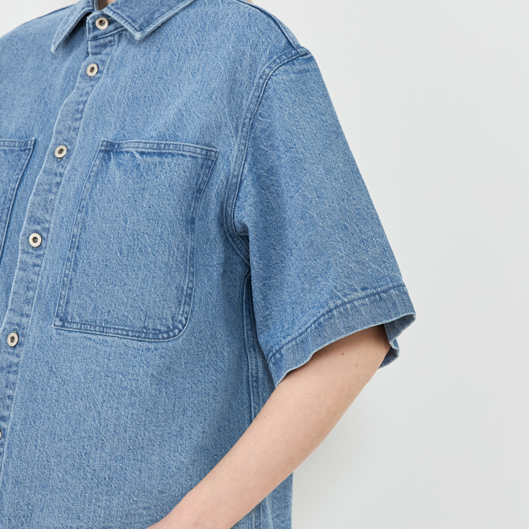 ハイクル　デニム　オーバーシャツ Levi's リーバイス シルバータブ オーバーサイズ デニム シャツ