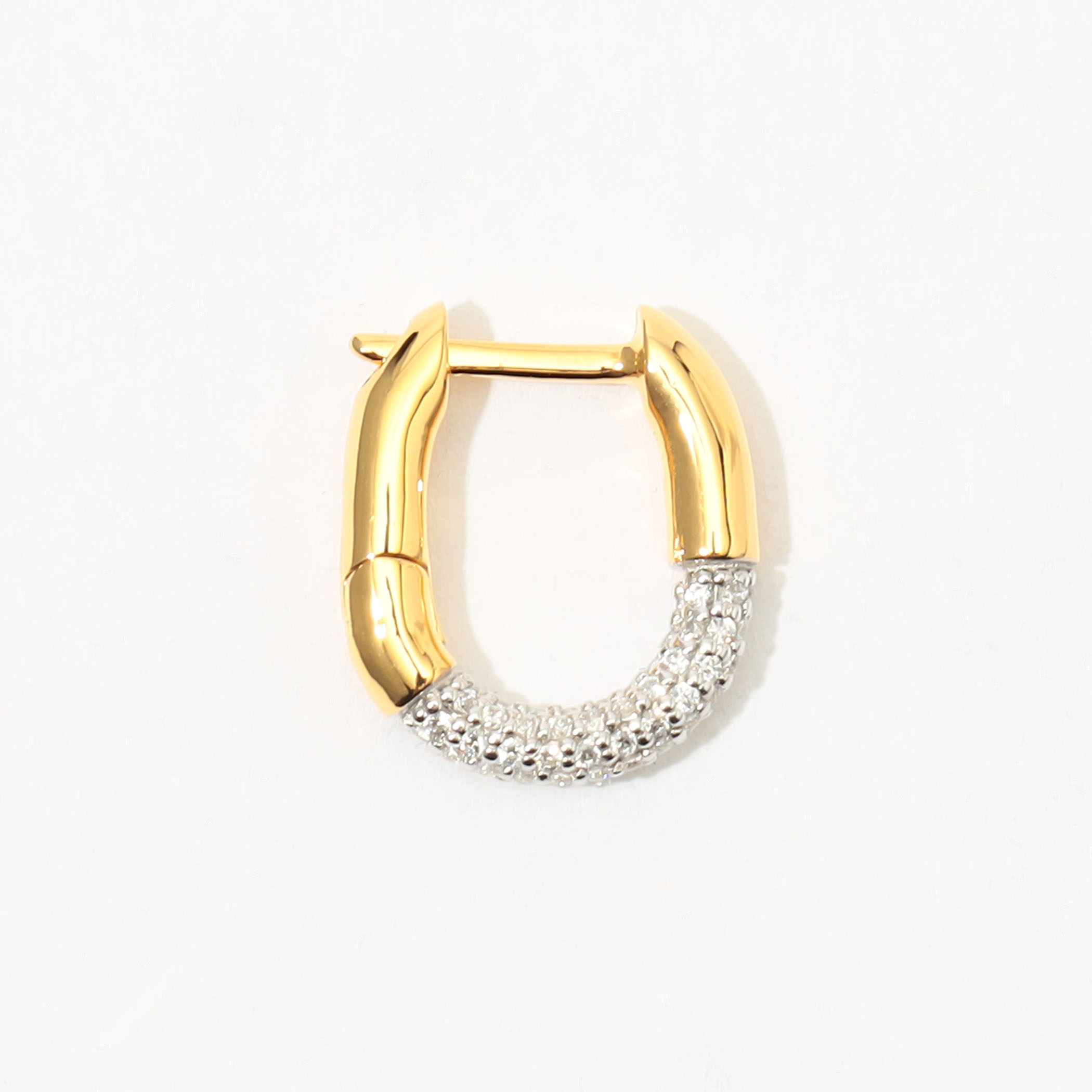 Otiumberg. Small Demi Pave Stap 片耳ピアス｜トゥモローランド 公式