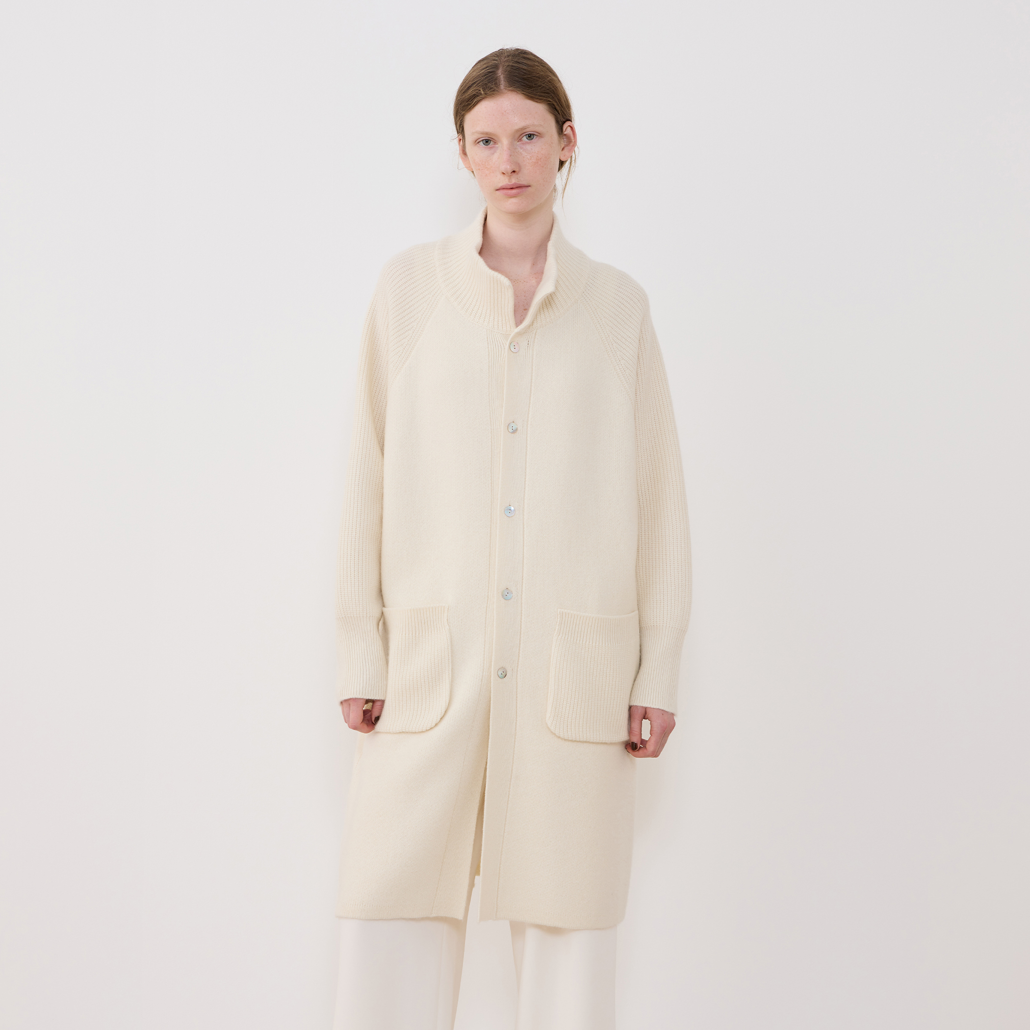 モンゴルカシミヤ スタンドカラーコート｜トゥモローランド 公式通販