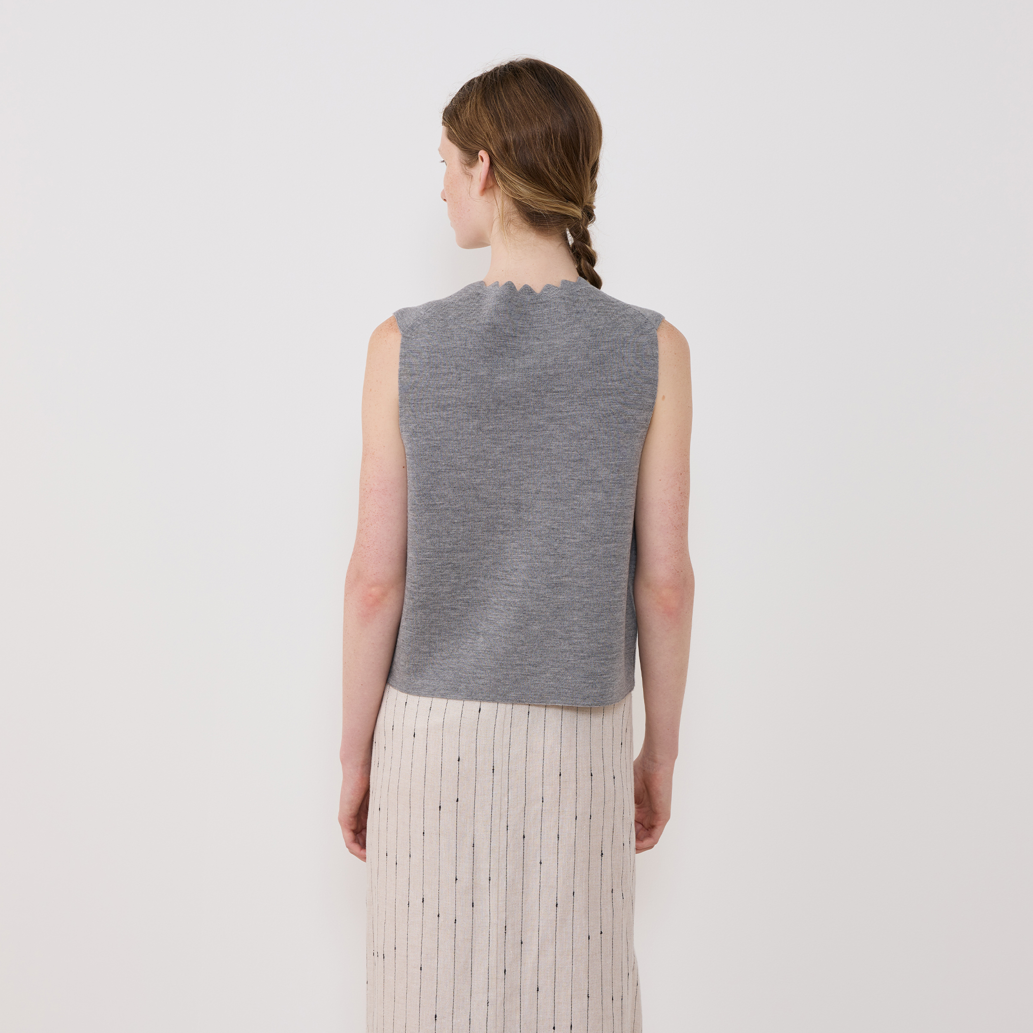 ウーステッドミラノリブ ベスト｜トゥモローランド 公式通販