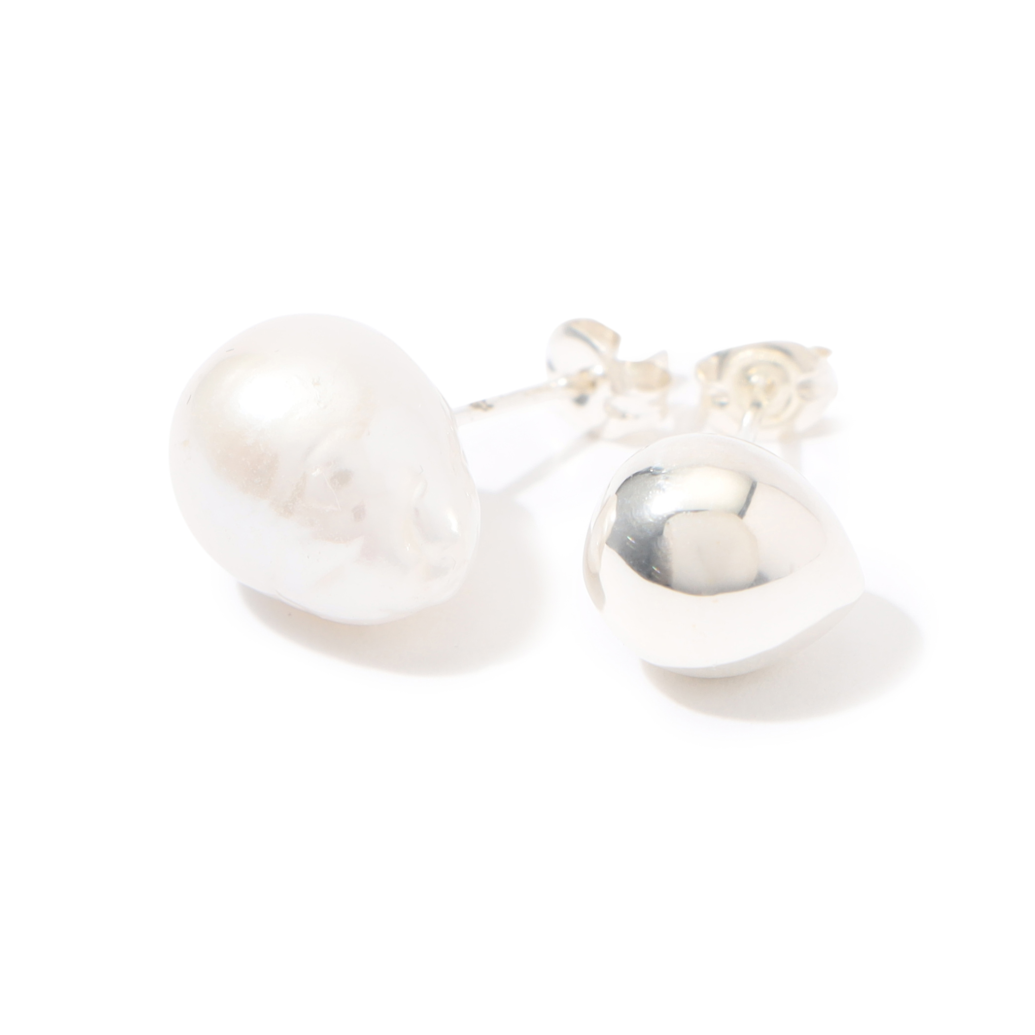 Rieuk Small Silver Pearl ピアス