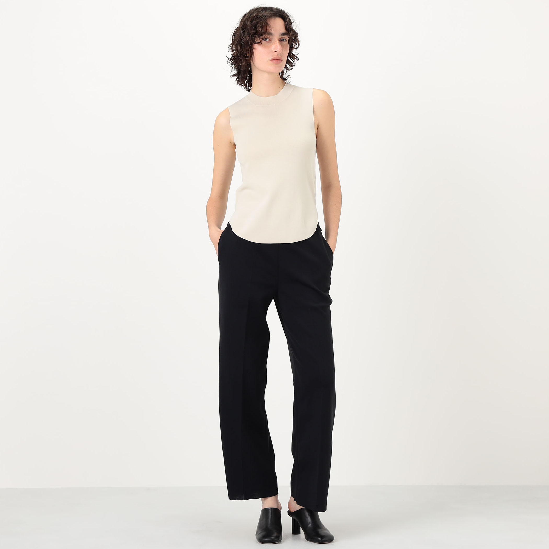 CFCL SOFT MILAN SEMI WIDE PANTS｜トゥモローランド 公式サイト