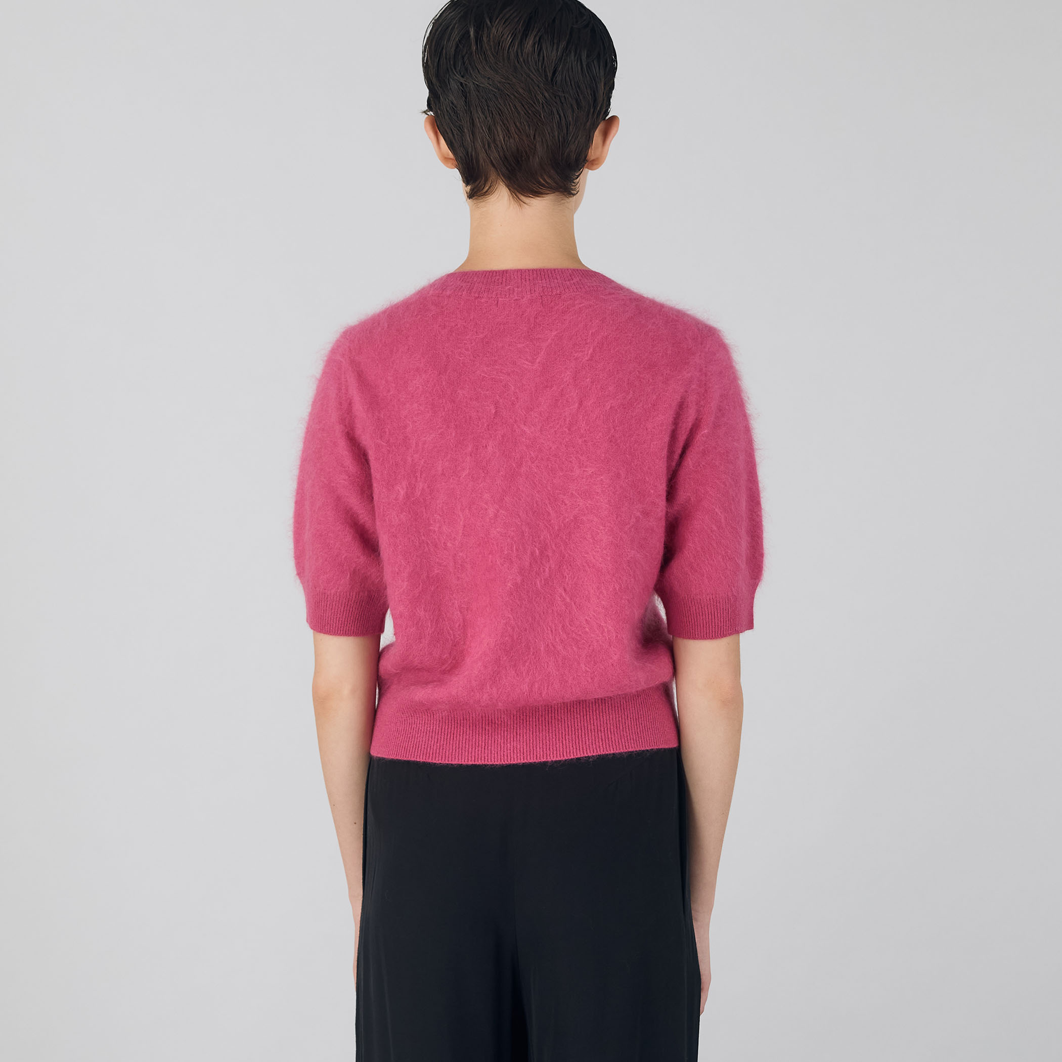 ピュアカシミヤファー ハーフスリーブカーディガン｜トゥモローランド