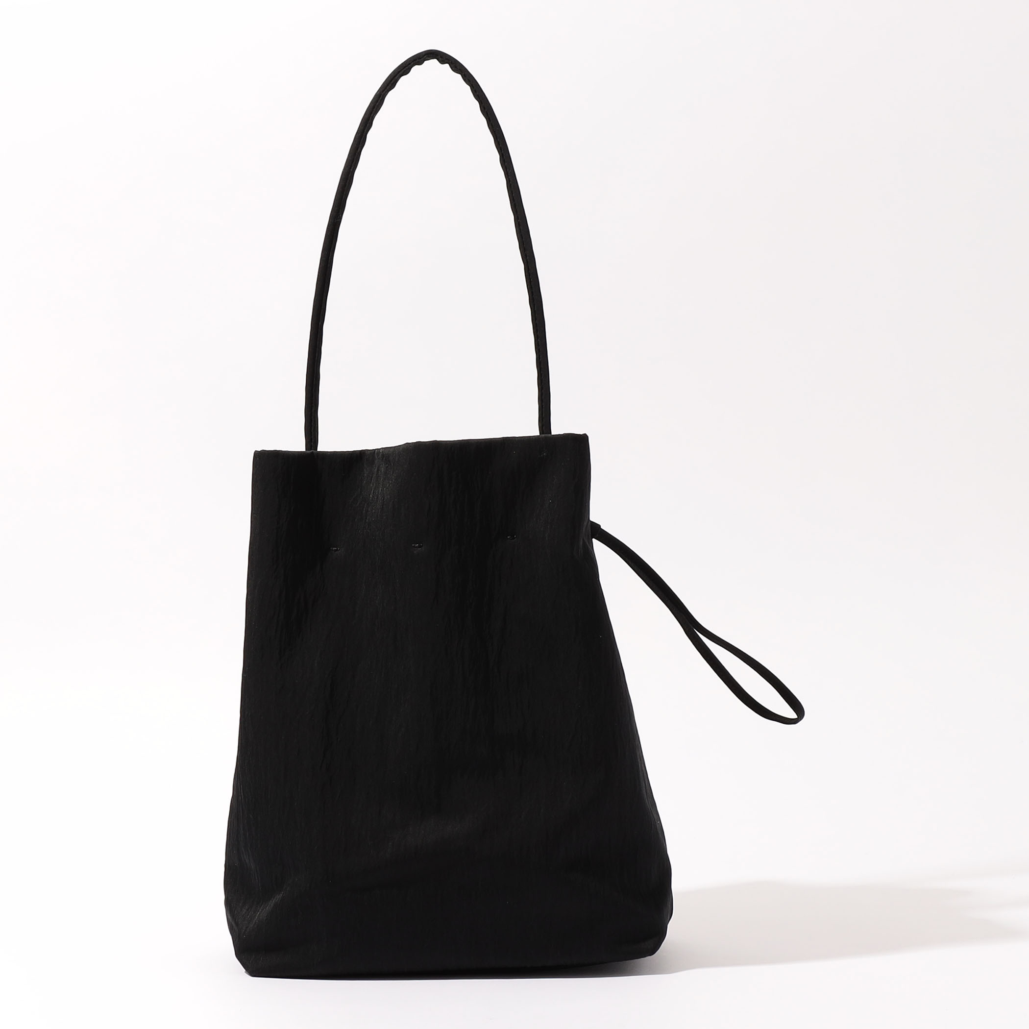 MARY AL TERNA (メアリ オル ターナ）　WRAP トートバッグ M MARY AL TERNA WRAPPING バッグ｜トゥモローランド 公式サイト