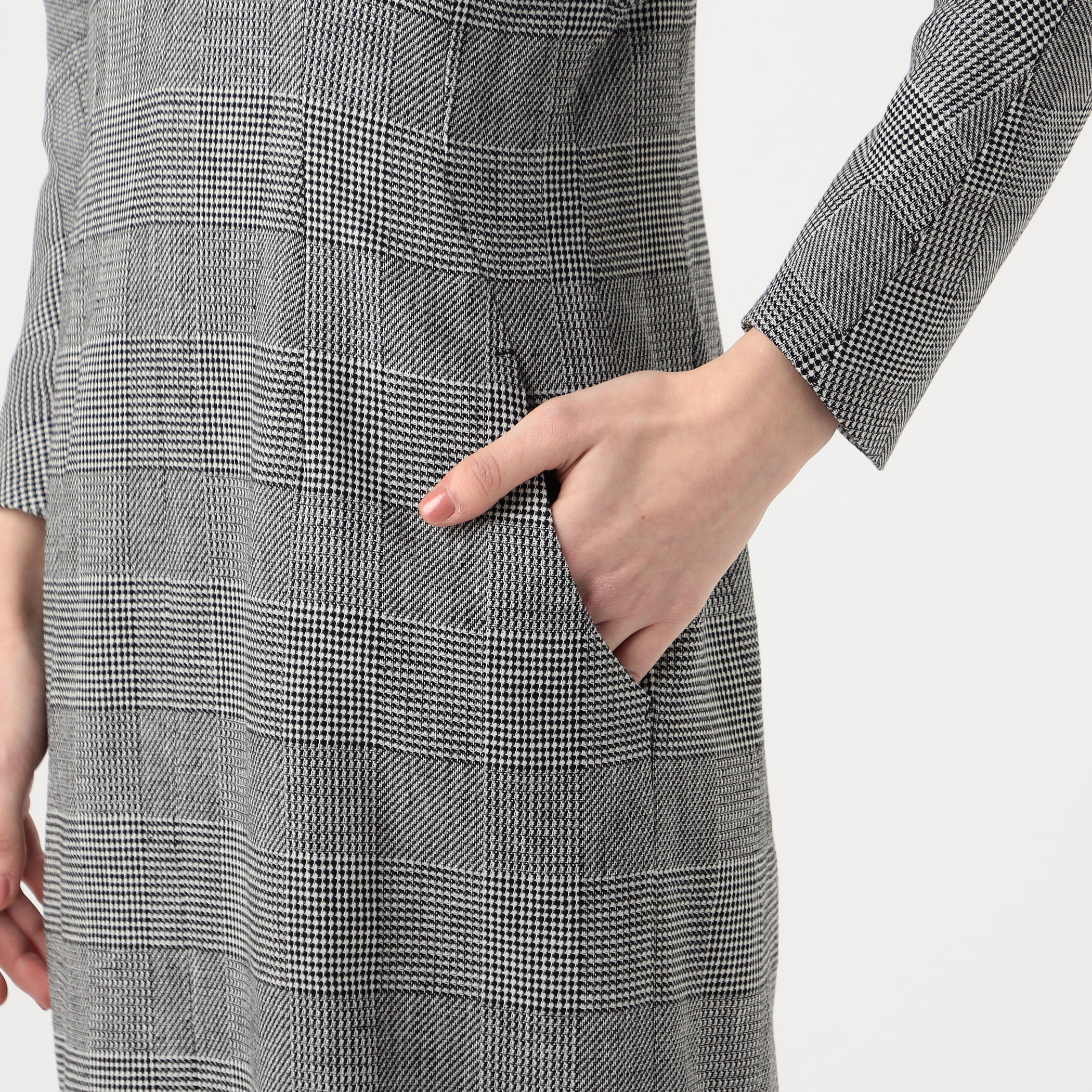 Mame Kurogouchi Houndstooth Geometric Plaid Dress ワンピース｜トゥモローランド 公式通販