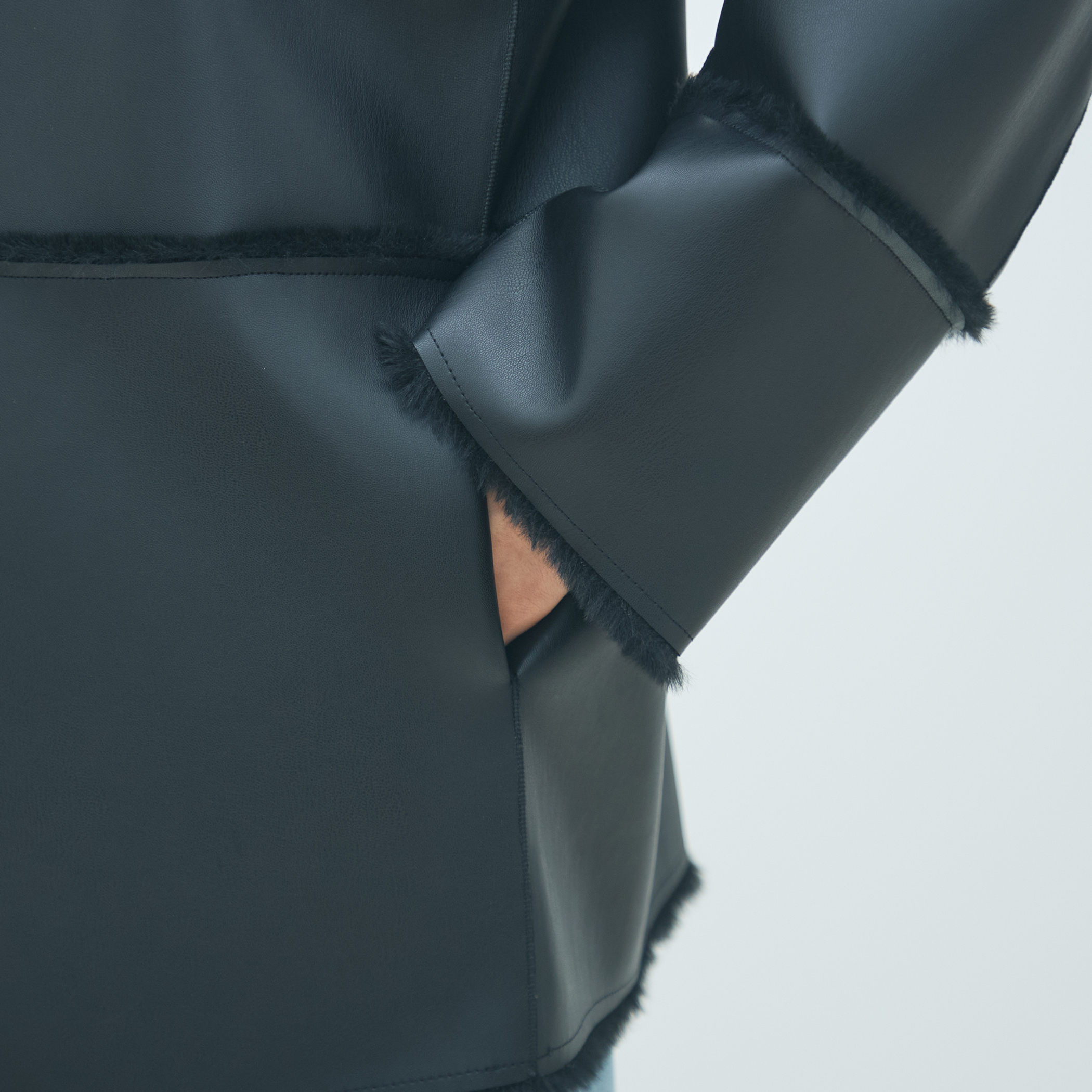 ムートンリバーシブルショートコート TOMORROWLAND｜フェイクムートン リバーシブルショートコート