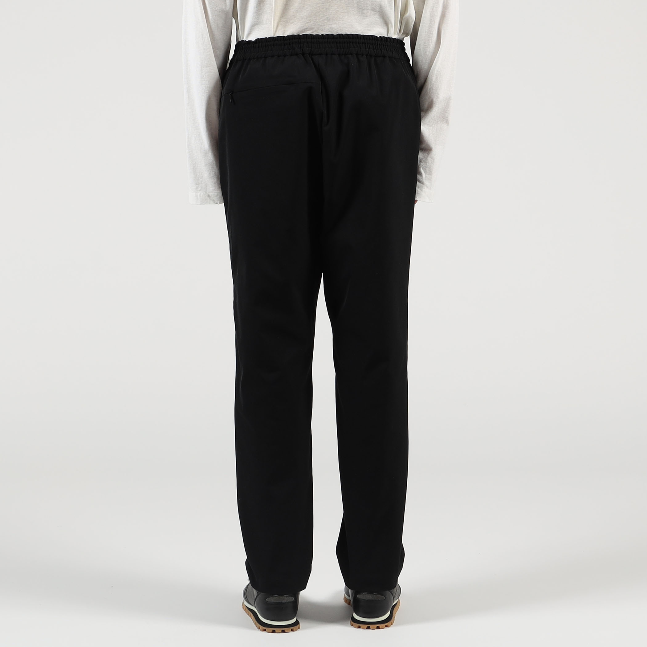 HYKE TASLAN TAPERED PANTS｜トゥモローランド 公式通販