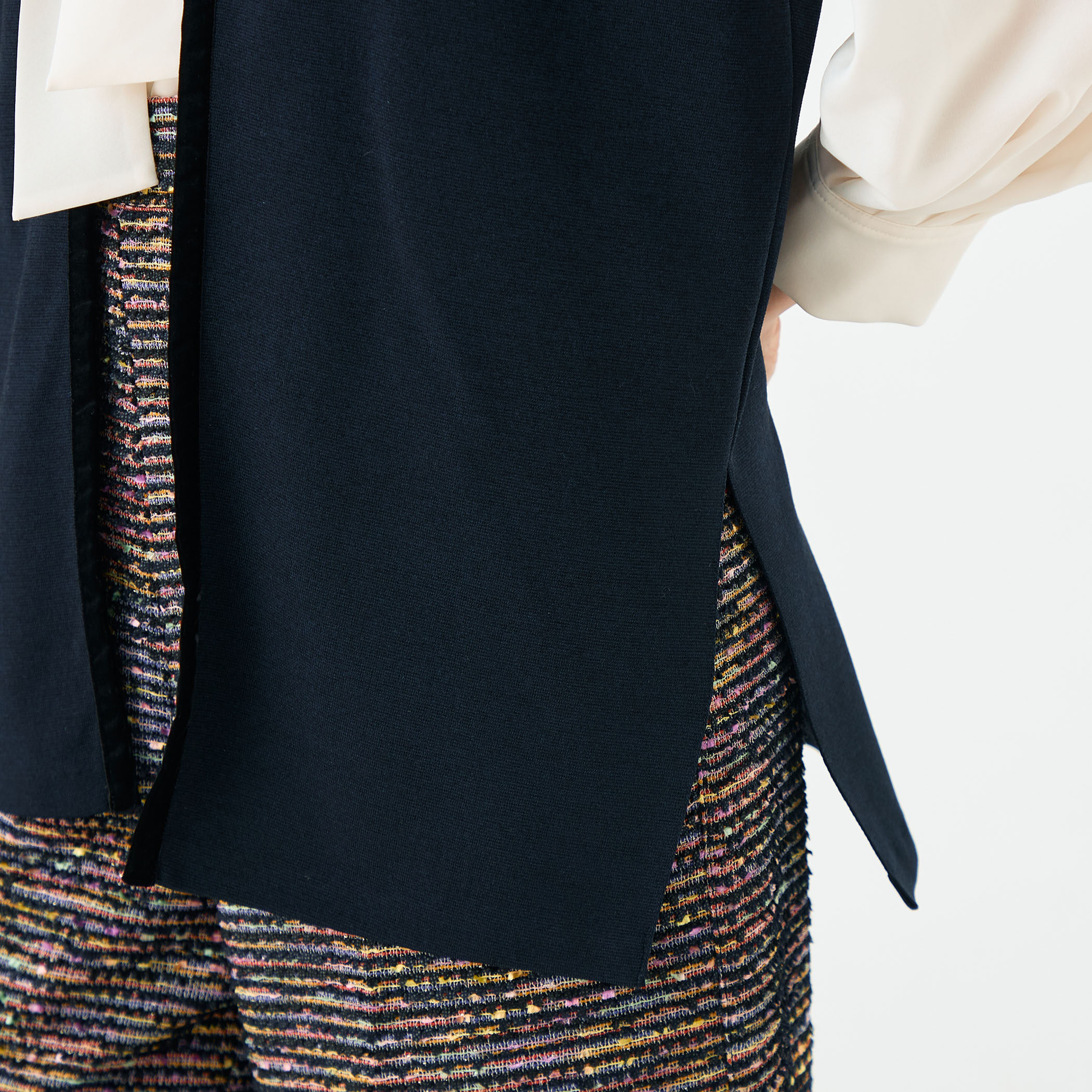 □ミラノリブ Vネックジレ｜トゥモローランド 公式通販