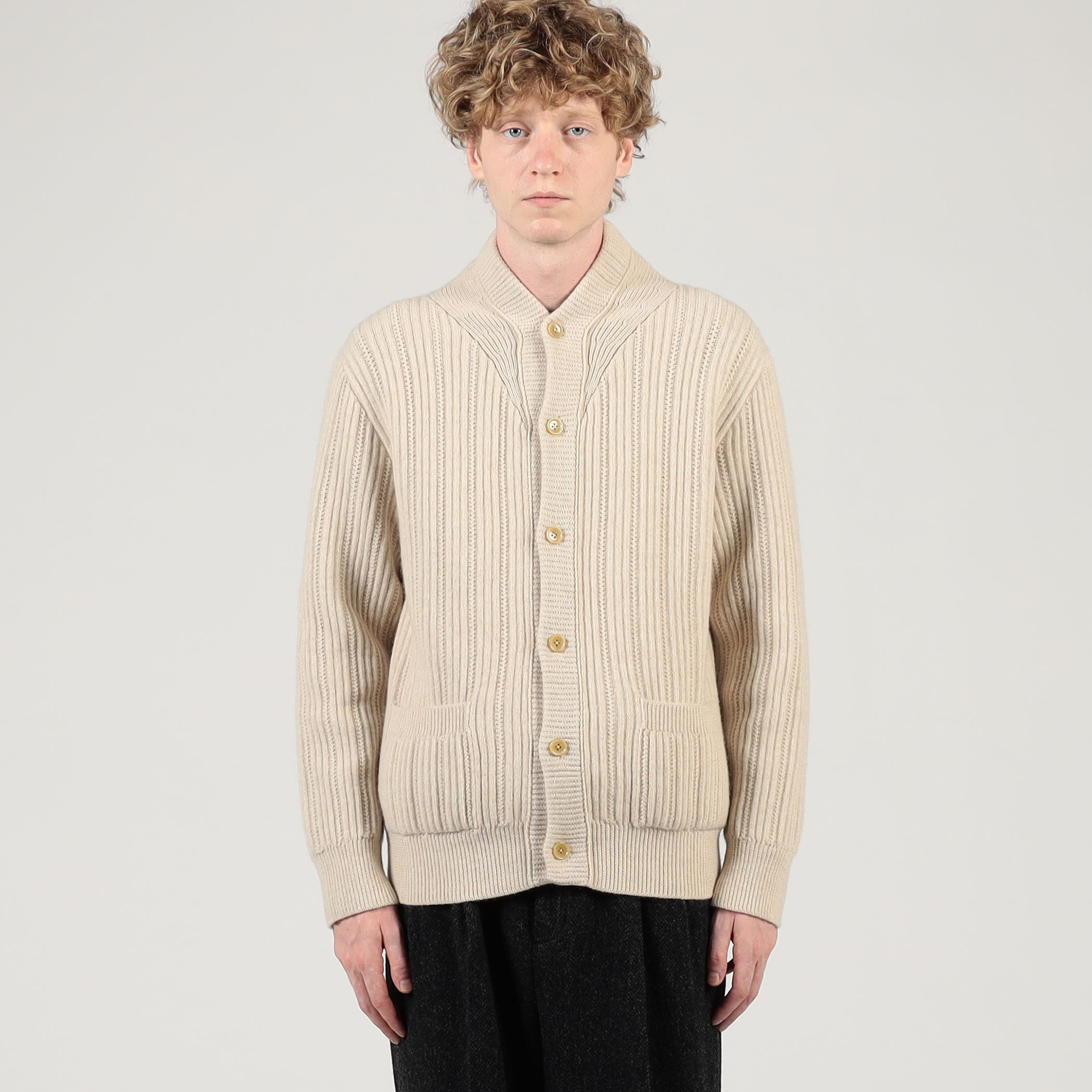 ウールカシミヤシルク リブVネックカーディガン｜トゥモローランド