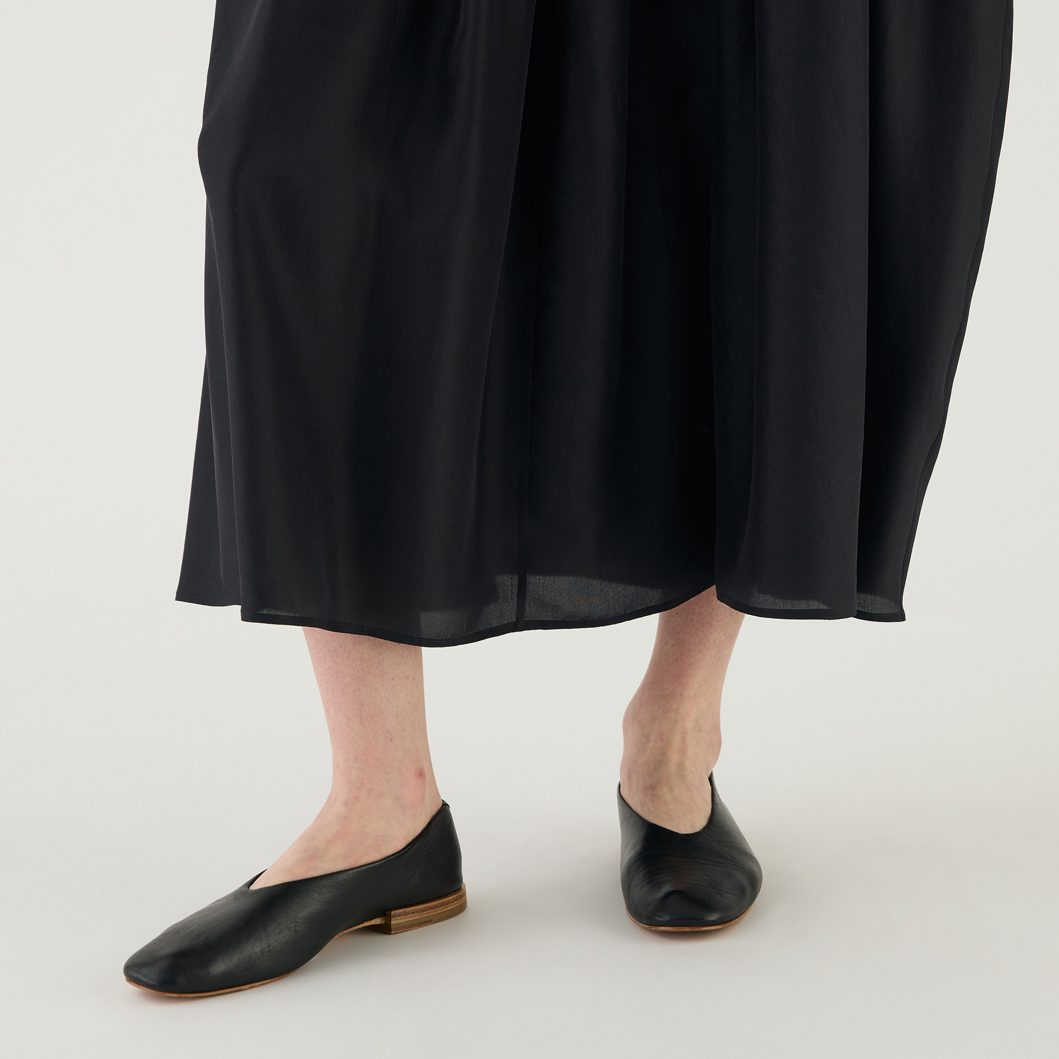 □シルクハブタエ ウエストギャザーワンピース｜トゥモローランド 公式通販