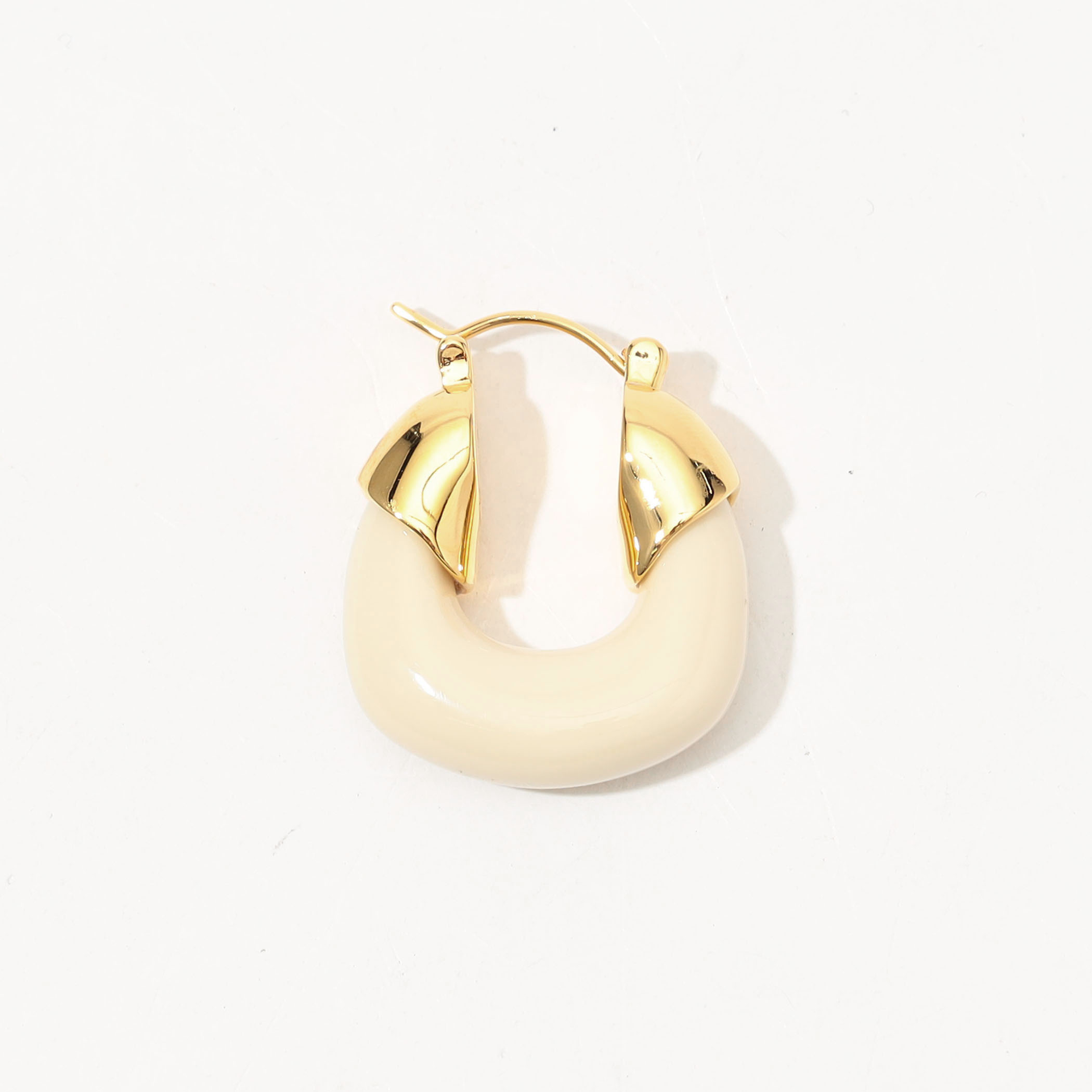 Lizzie Fortunato MINI ORGANIC HOOPS ピアス｜トゥモローランド 公式
