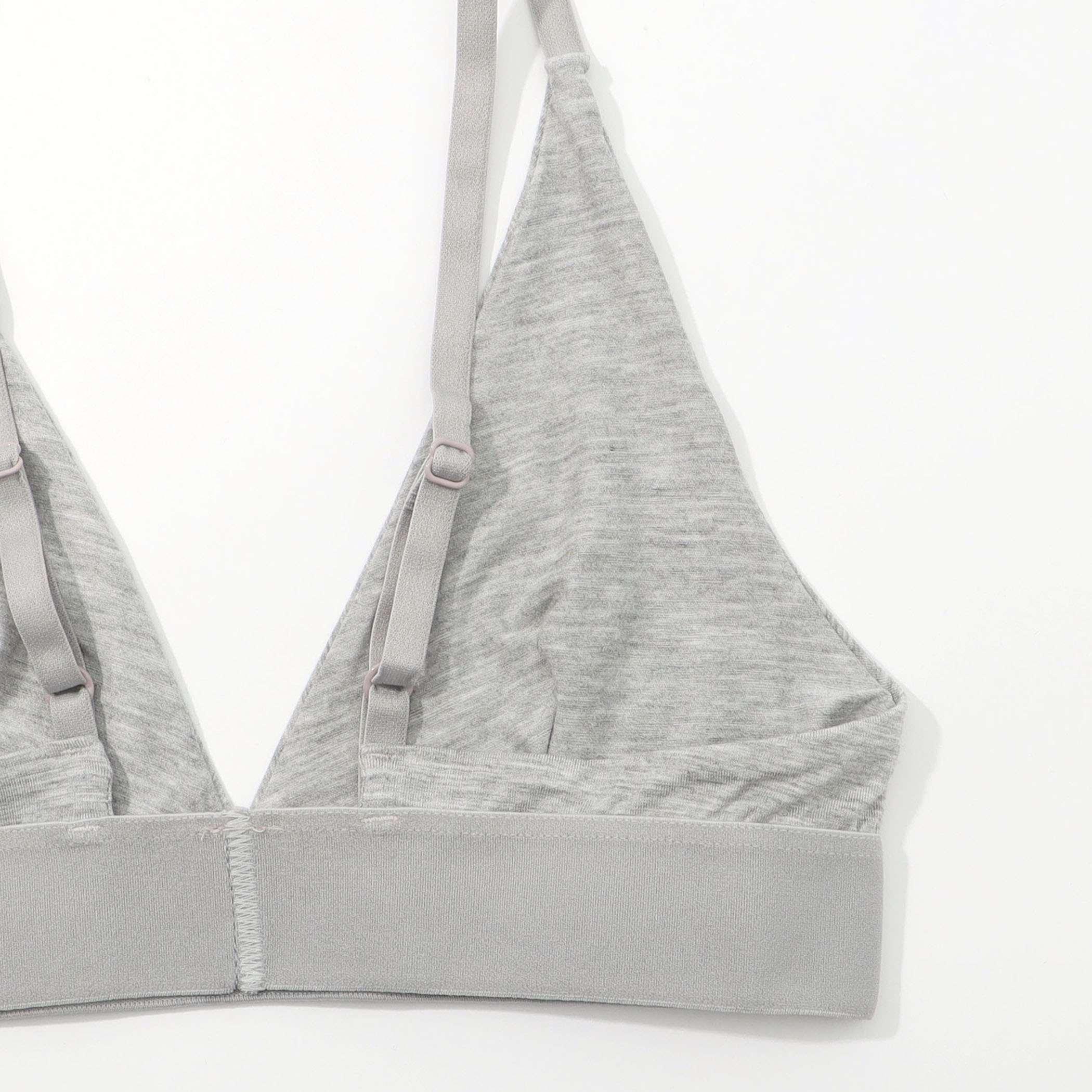 BASE RANGE バンブー トライアングルブラトップ｜トゥモローランド