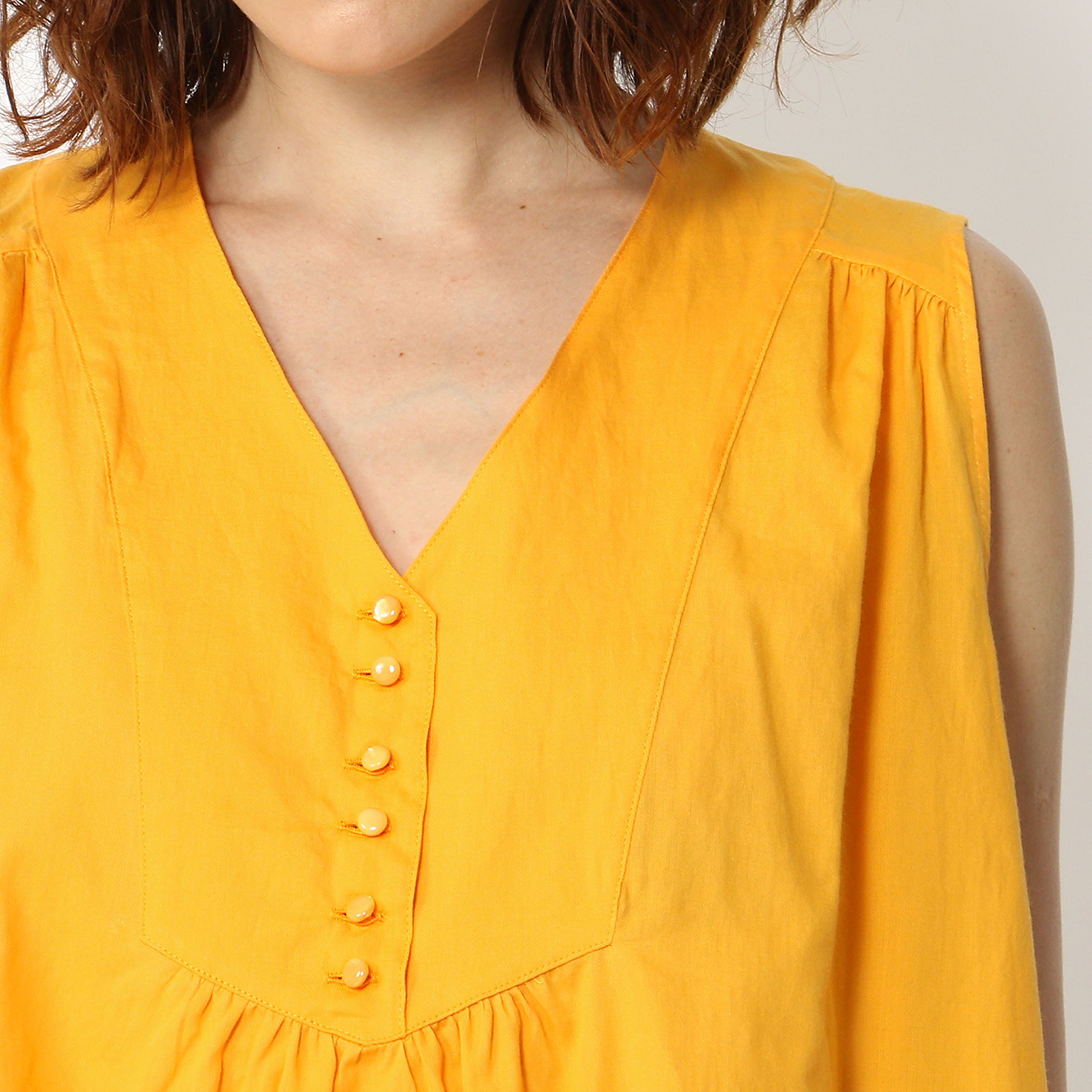 SALE！新品★ マカフィー コットンリネン ブラウス トゥモローランド コットンリネン ノースリーブブラウス｜トゥモローランド 公式通販