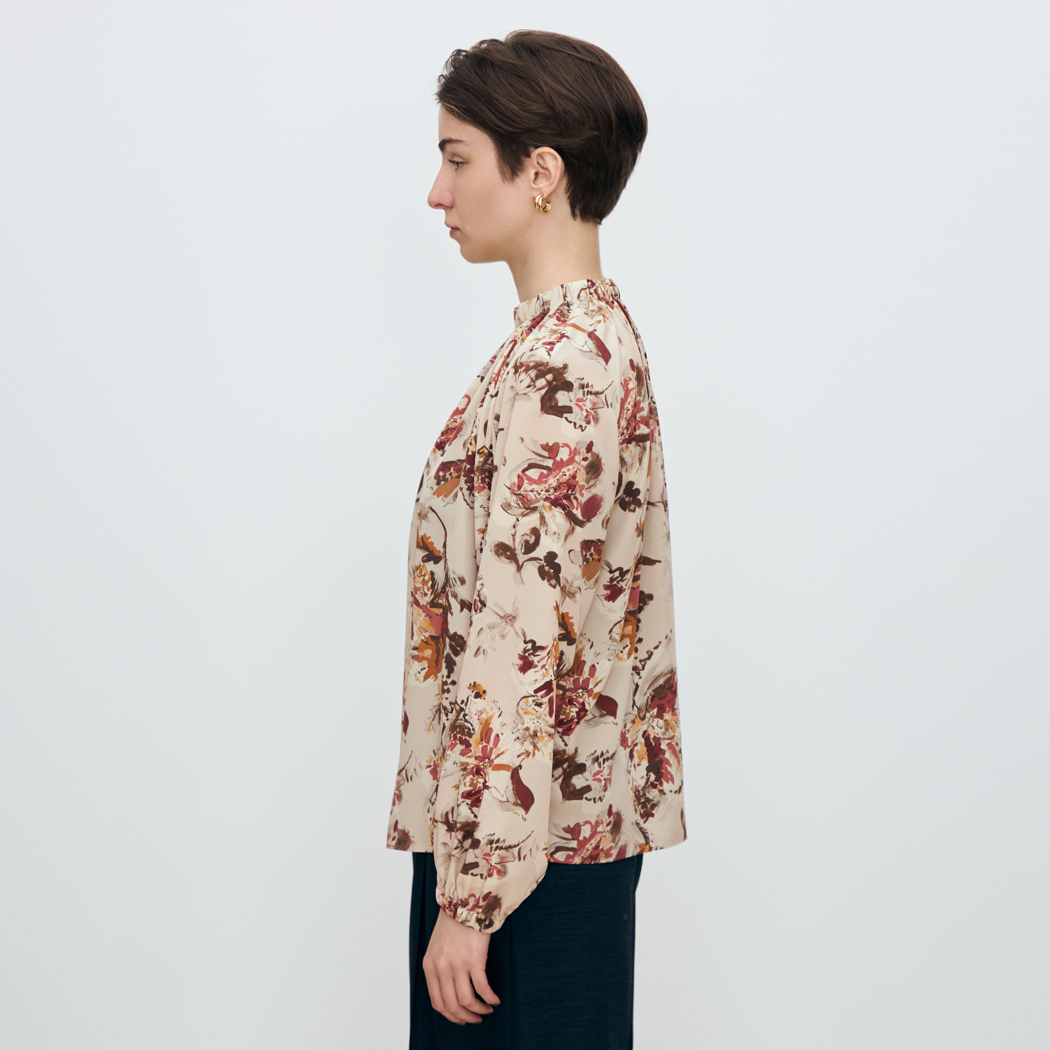 TOMORROWLAND バックフライガーデン ギャザー ネックブラウス アップル