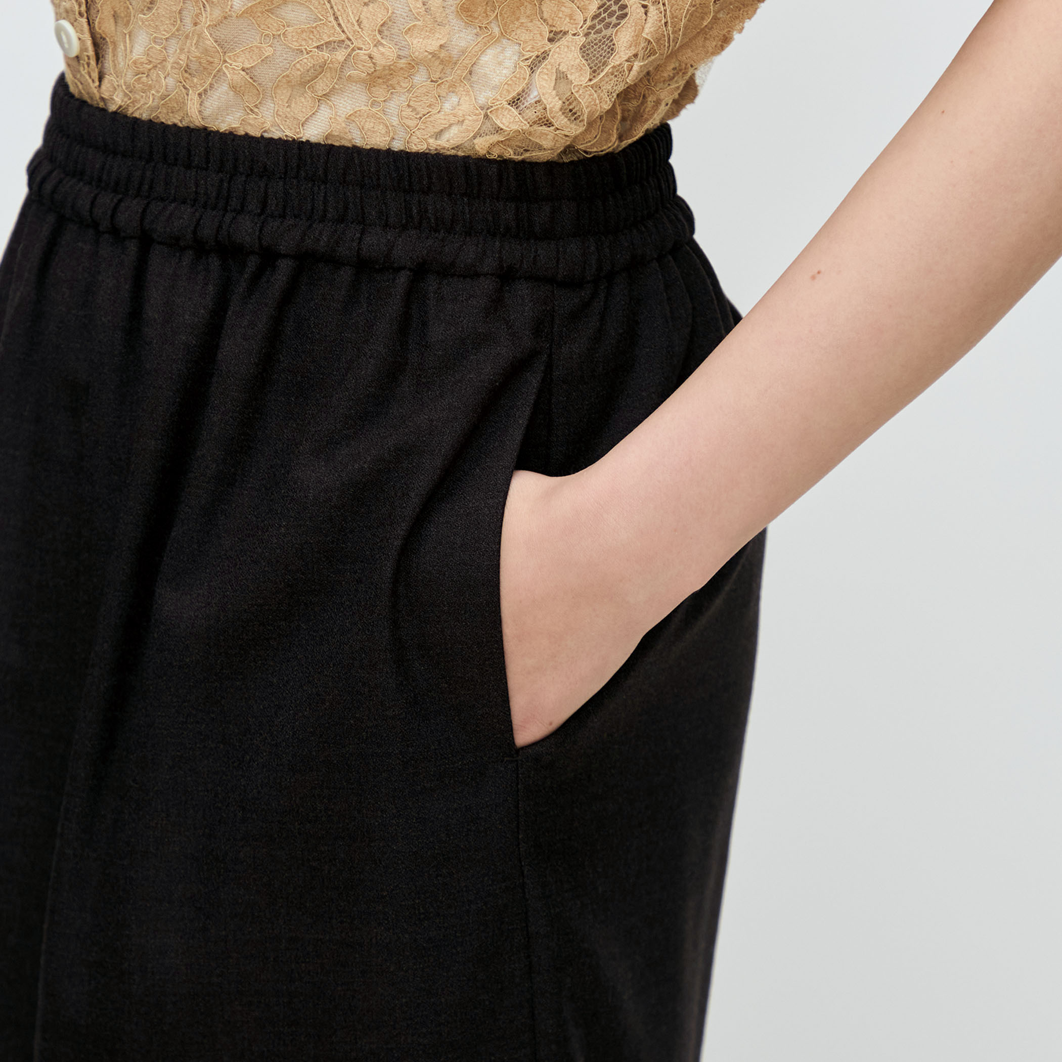 トゥモローランドコレクション　スーパーアムンゼンフレアジャンパースカート　黒 セール】 スーパーアムンゼン フレアジャンパースカート （ミニ