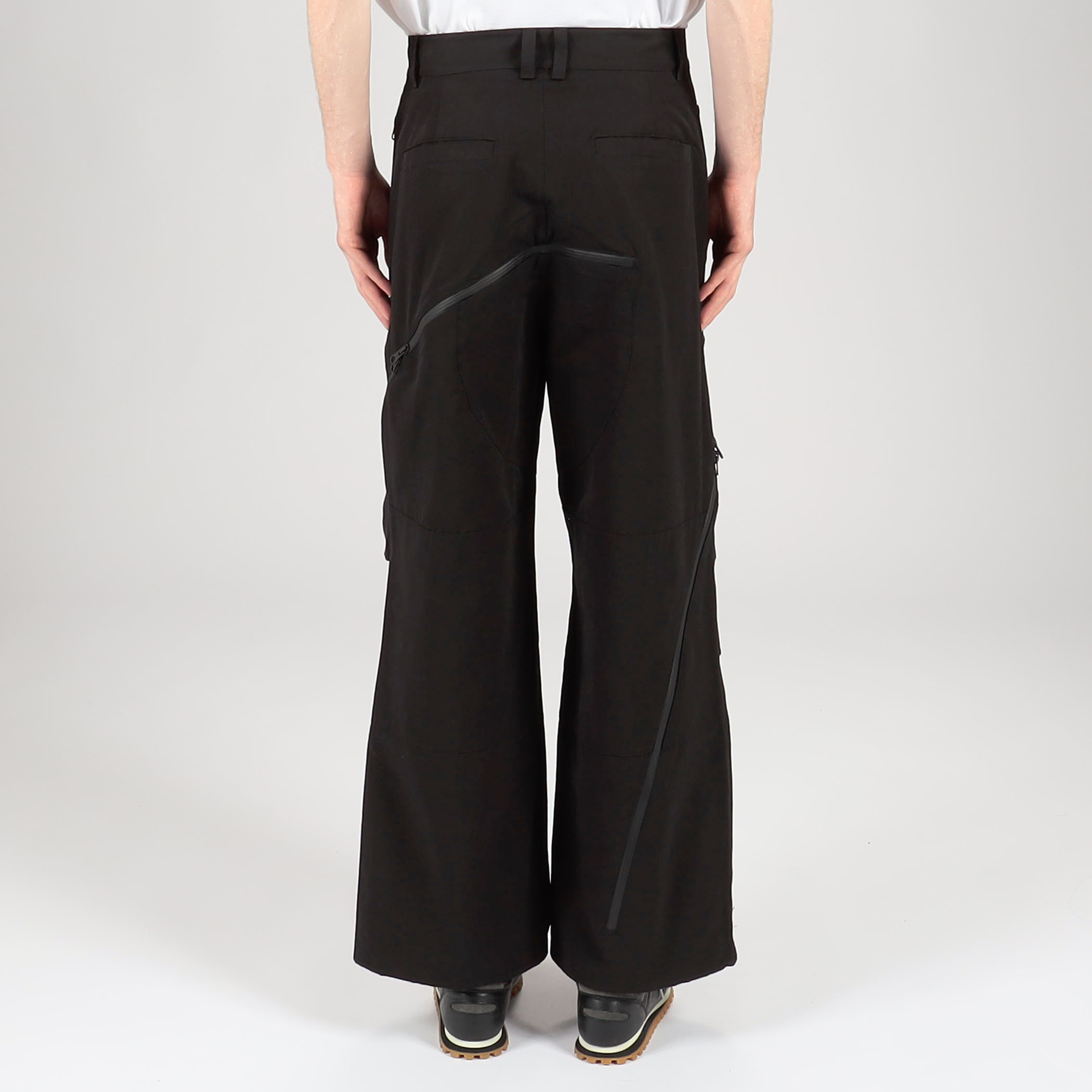 SAN SAN GEAR AFFINE CURVE PANTS_a｜トゥモローランド 公式サイト