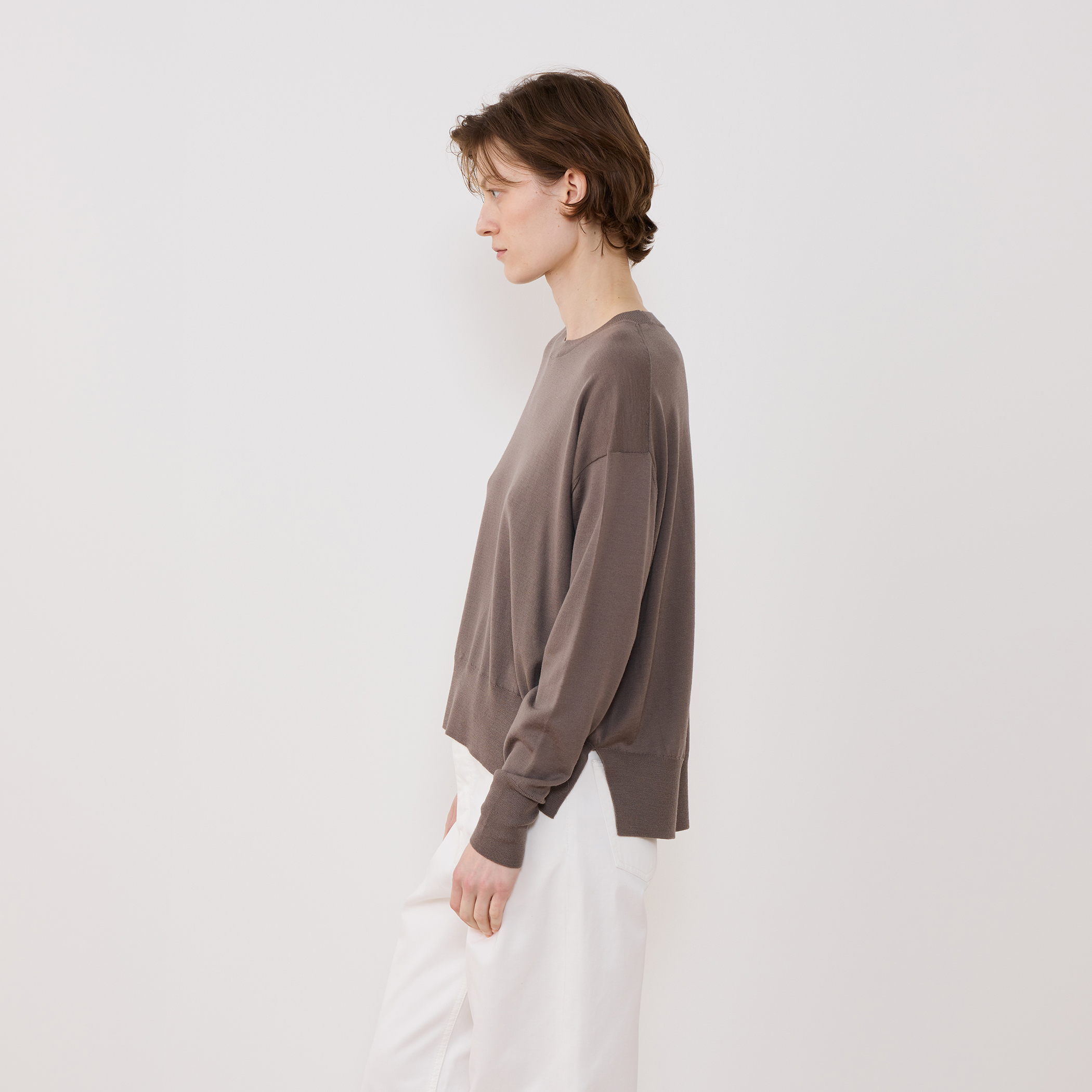 プレーンウール クルーネックプルオーバー｜トゥモローランド 公式通販