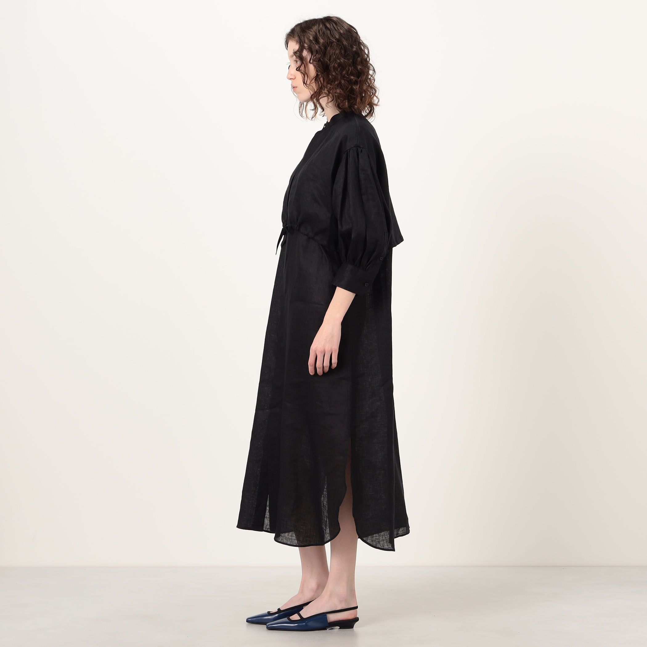HYKE LINEN BALLOON SLEEVE DRESS リネンワンピース｜トゥモローランド 