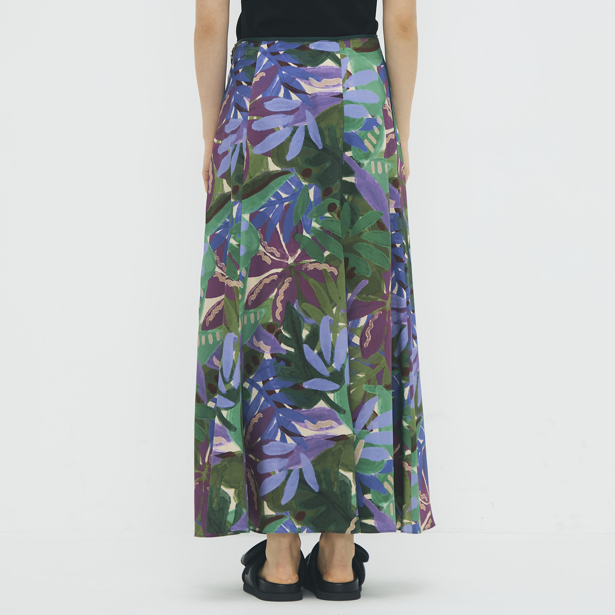 ポリエステル リーフプリントフレアスカート　パープル系xs ポリエステル リーフプリントフレアスカート｜トゥモローランド 公式通販