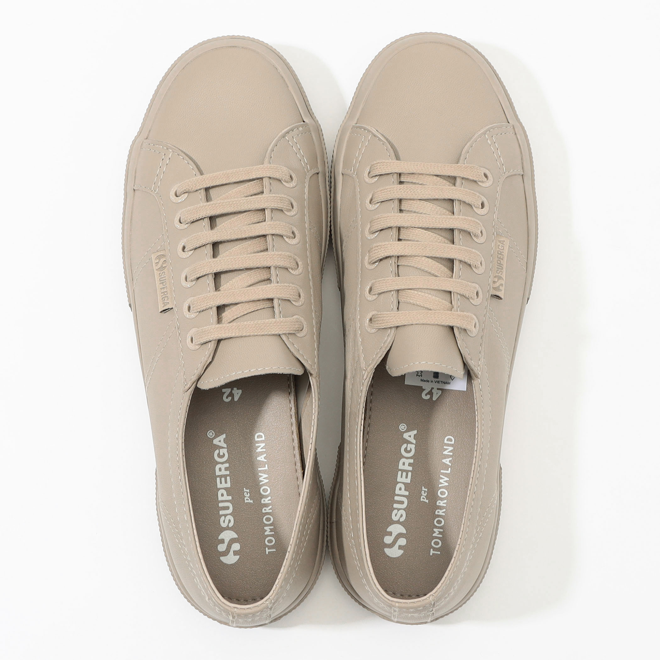 superga tomorrowland 2750