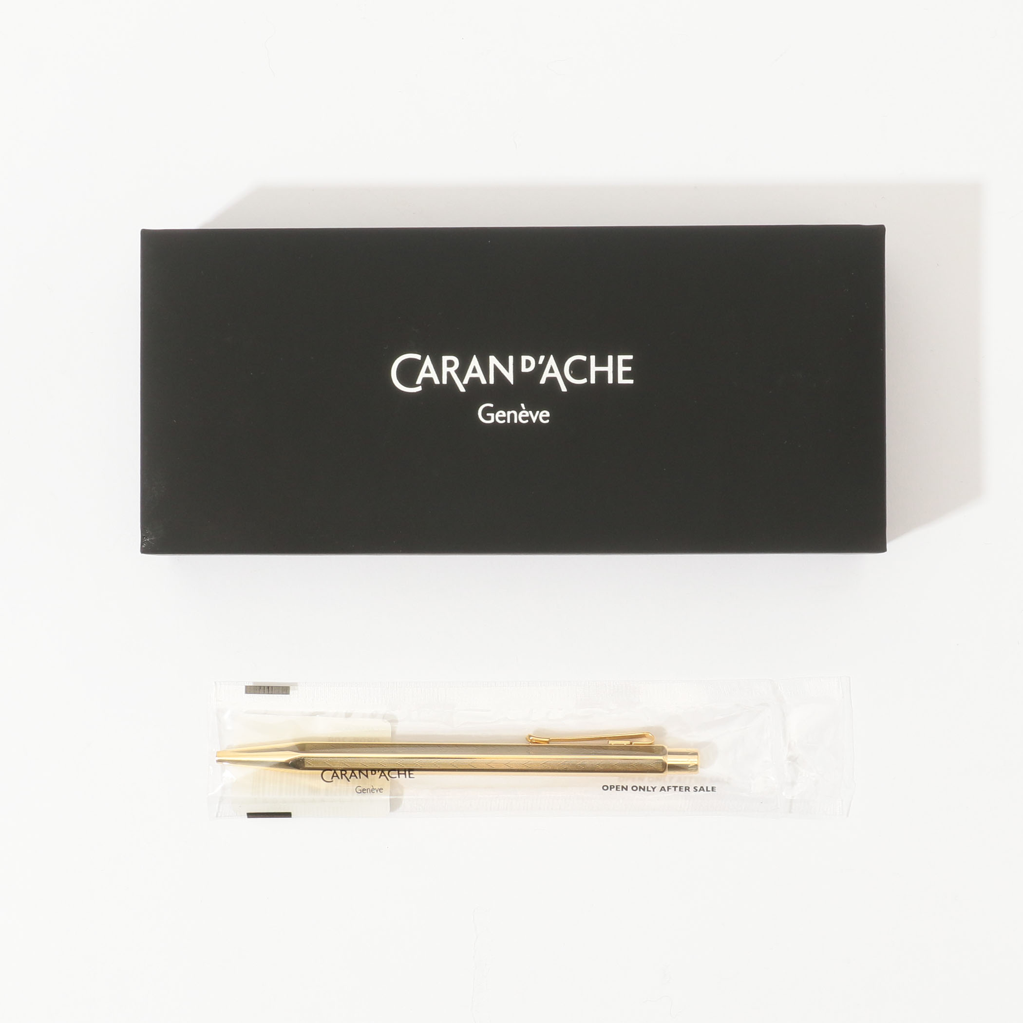 CARAN D'ACHE エクリドールシェブロン　ボールペン(値下げ可能) CARAN D'ACHE エクリドール シェブロン ゴールド ボールペン