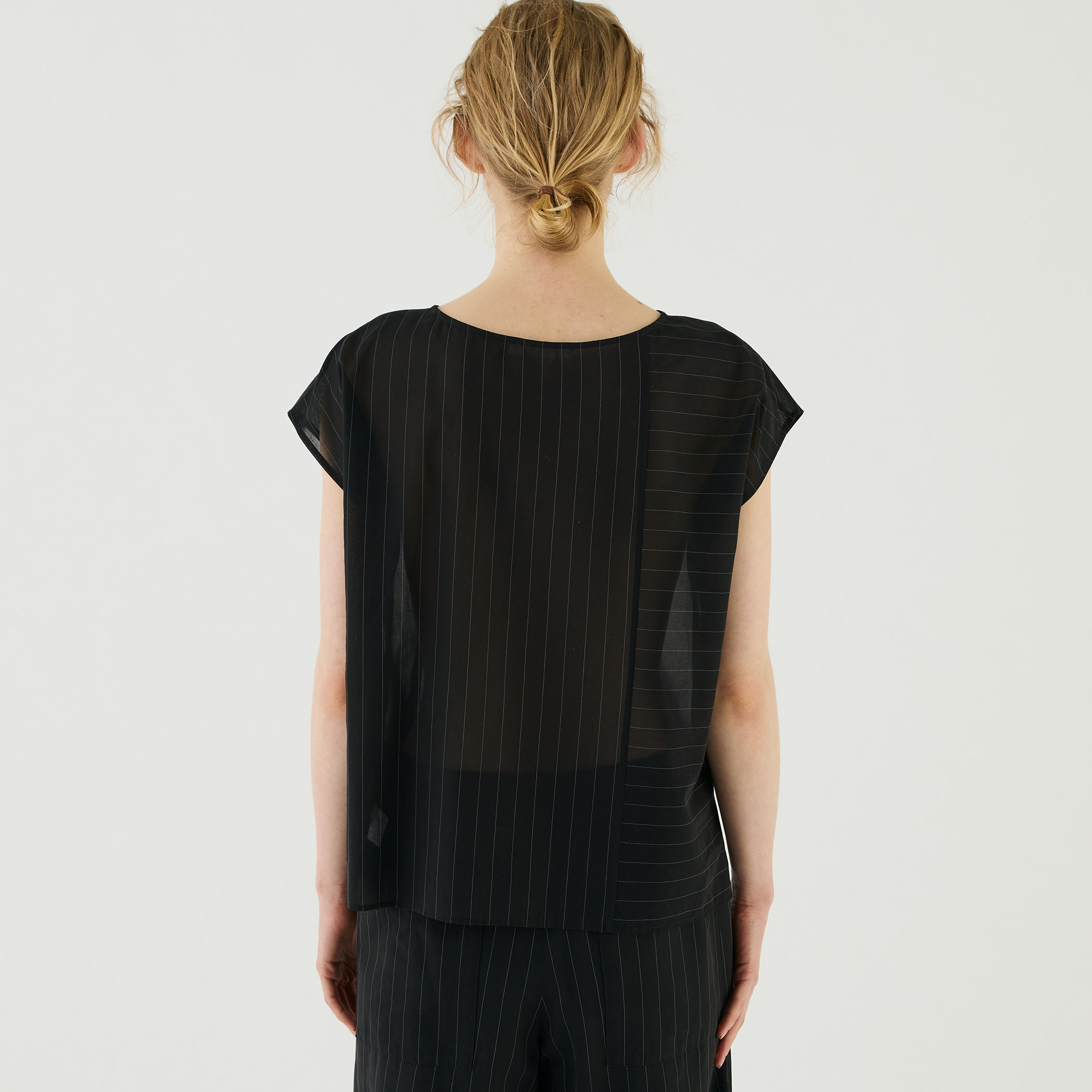 極美品 ギャルリーヴィー ボイルコットン ドロップショルダーTシャツ 24AW 極美品 ギャルリーヴィー ボイルコットン ドロップショルダーT