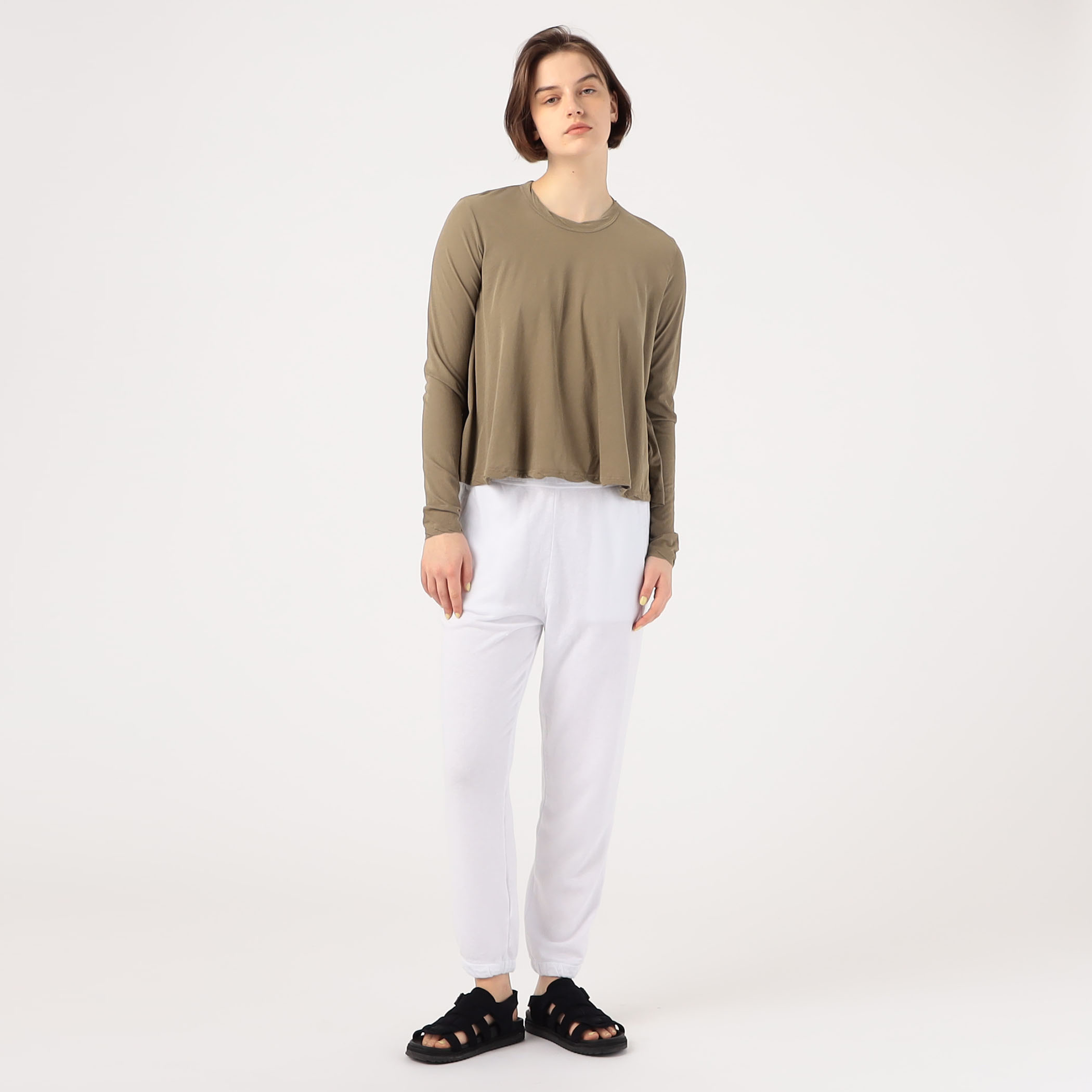 【JAMES PERSE】コットンジャージー AラインTシャツ WHGF3943 コットンジャージー AラインTシャツ WHGF3943｜トゥモローランド