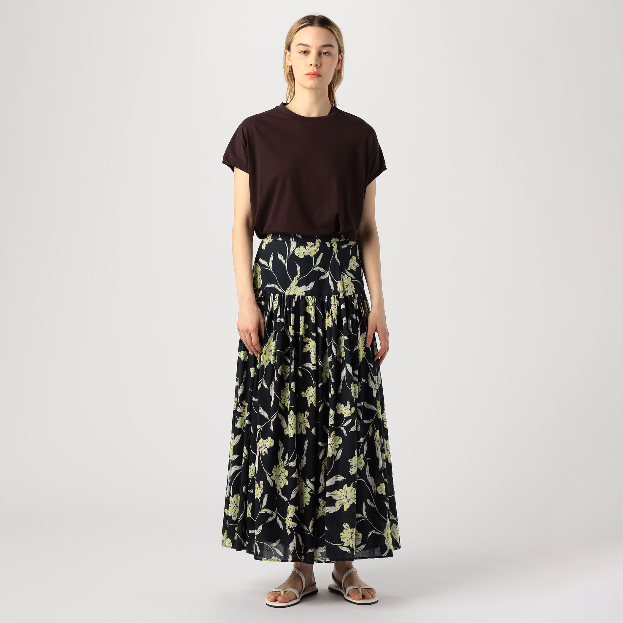 別注】MARIHA 花の香りのスカート｜トゥモローランド 公式通販