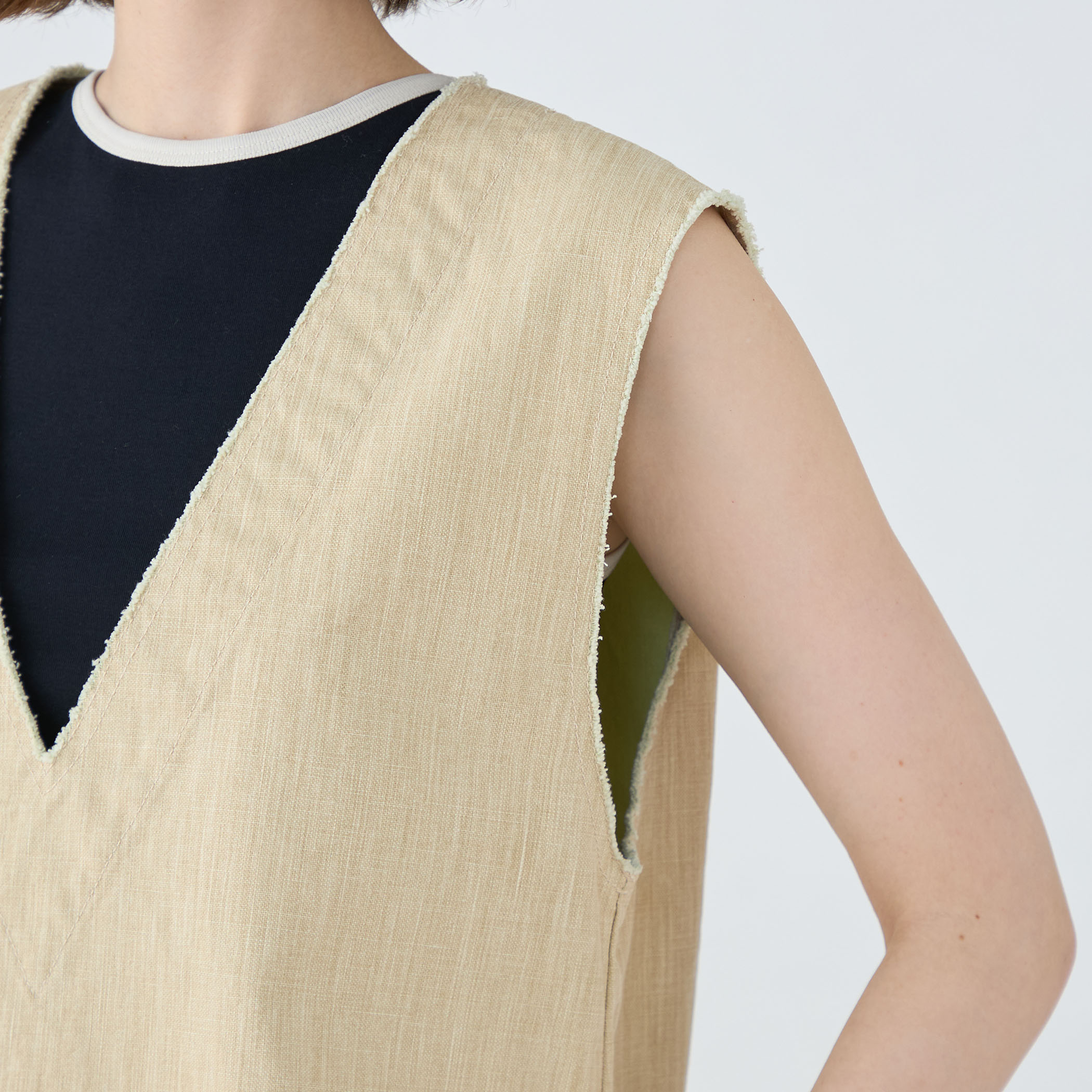 TOMORROWLAND MACPHEE Vネックベスト キャメル TOMORROWLAND｜メタリックツイード Vネックベスト | Rakuten Fashion