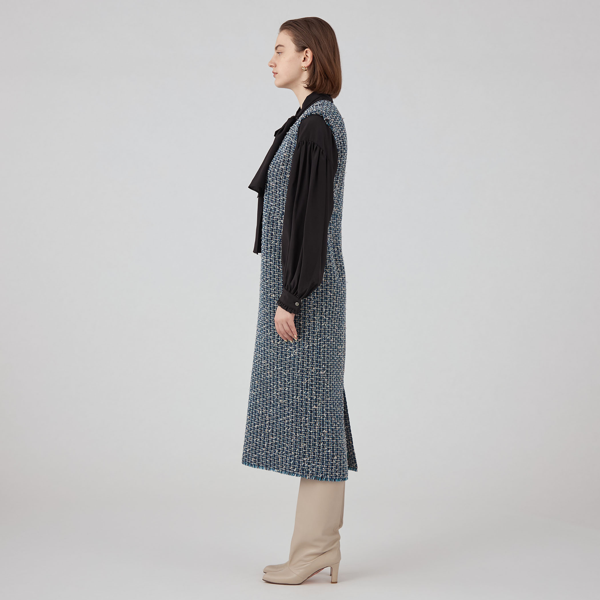 □Primura Vネックワンピース｜トゥモローランド 公式通販