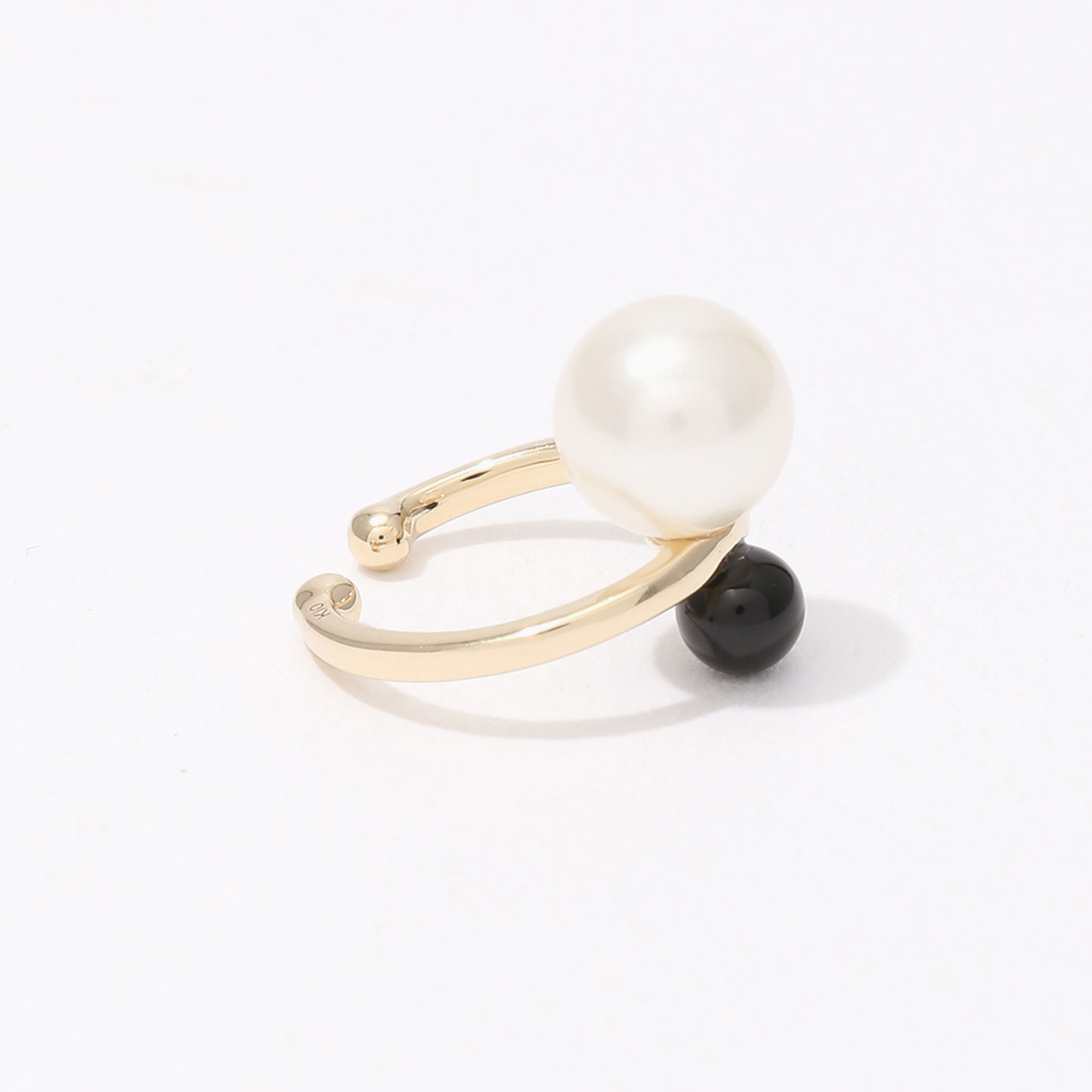 Hirotaka Double Pearl イヤーカフ|トゥモローランド 公式通販 Hirotaka Double Pearl イヤーカフ|トゥモローランド 公式通販