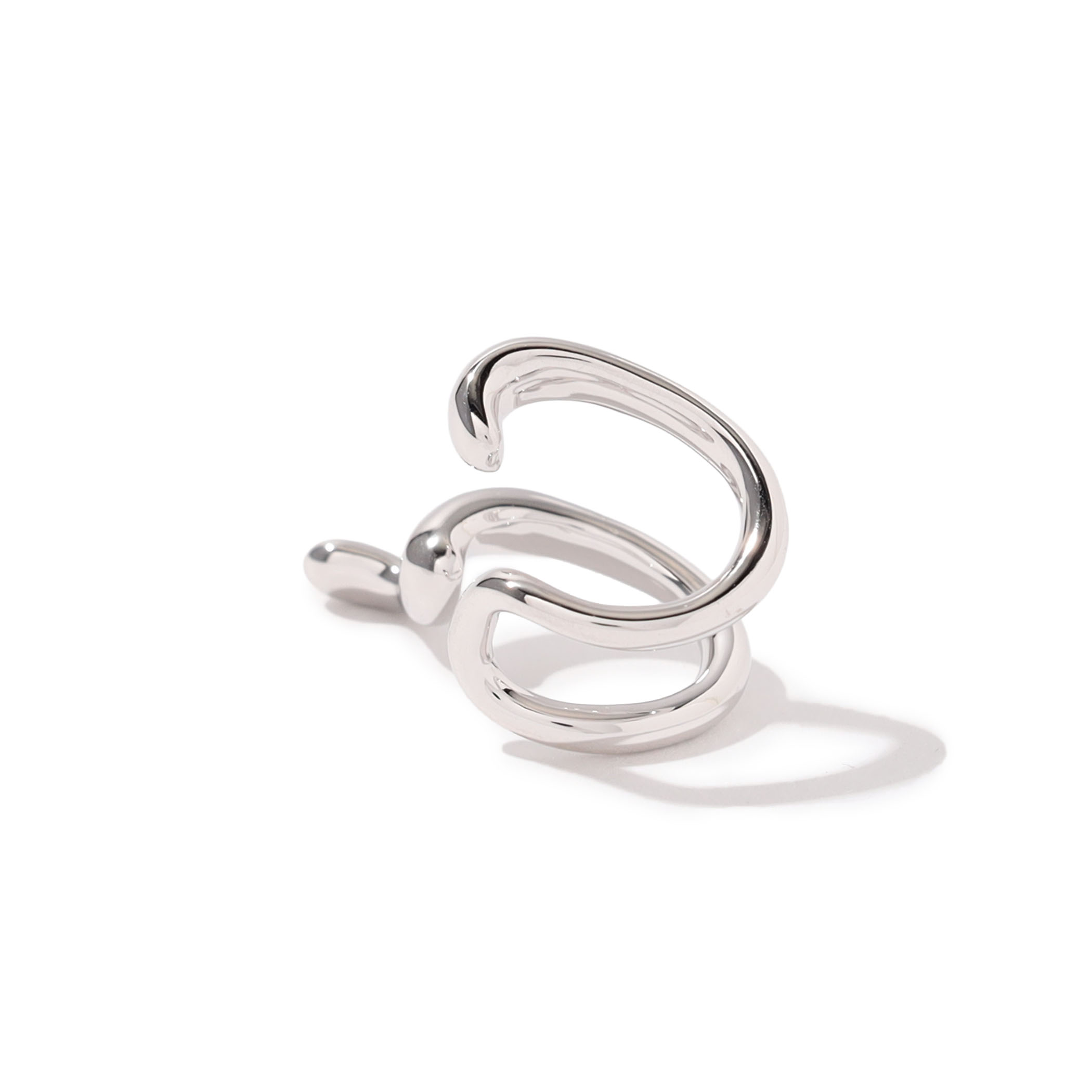MARIA BLACK Whirl Ear Cuff