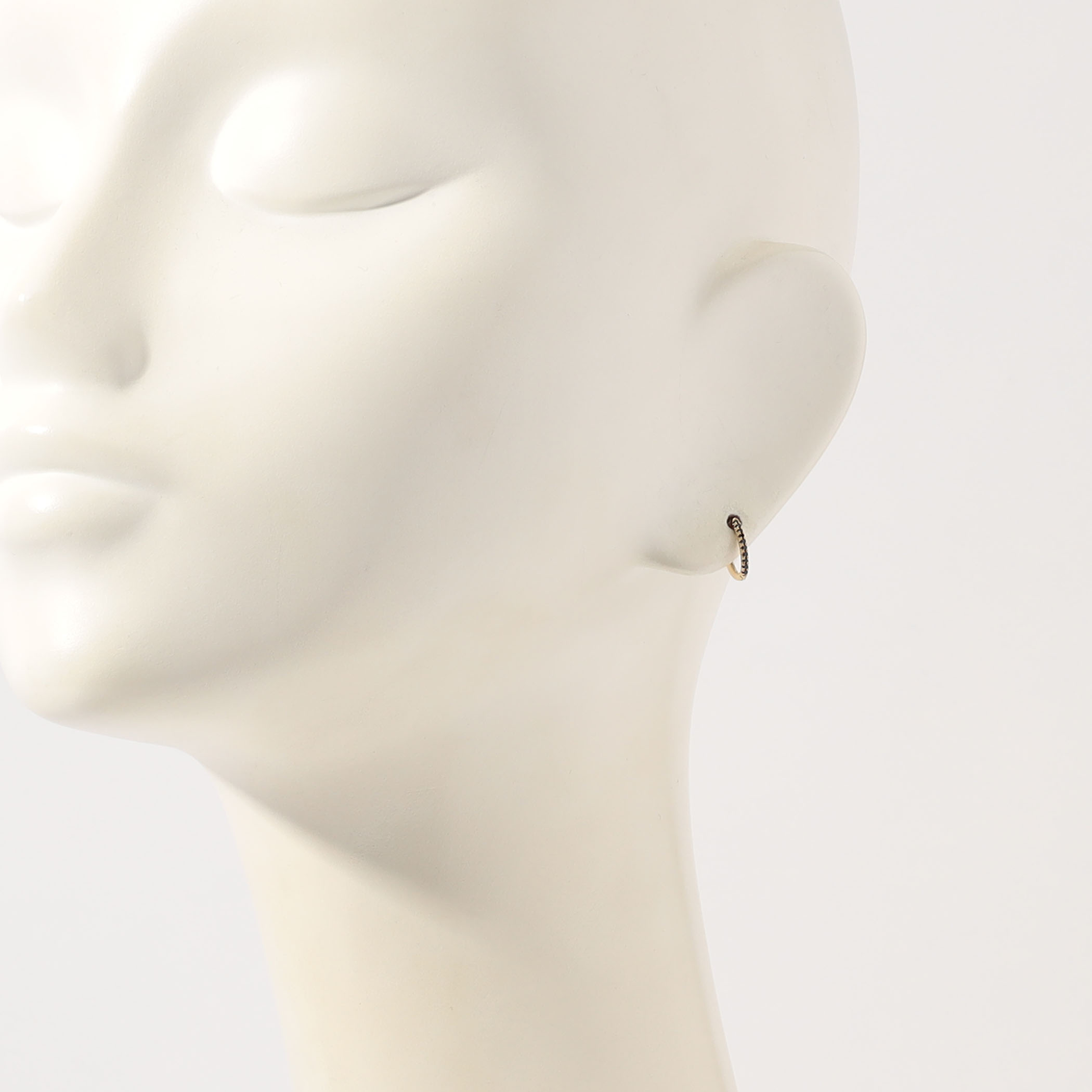 Otiumberg. Mini Oval Hoop 片耳ピアス｜トゥモローランド 公式サイト