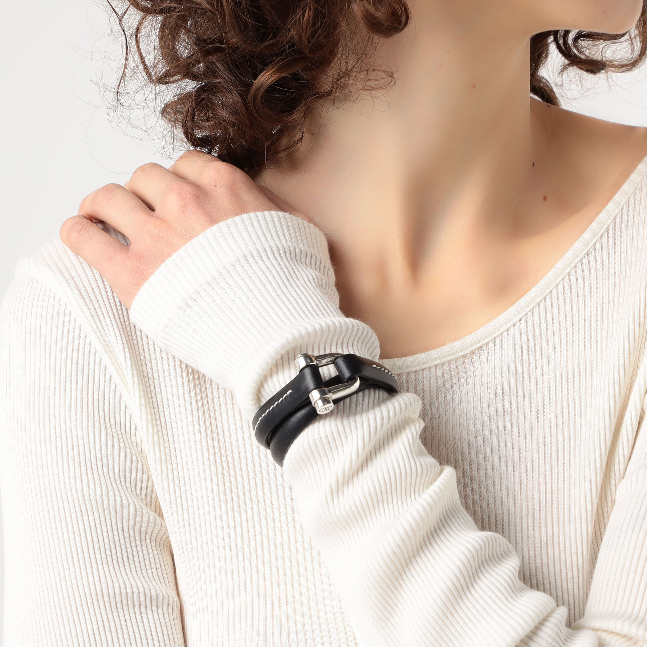 CXC Uバックルブレスレット｜トゥモローランド 公式通販