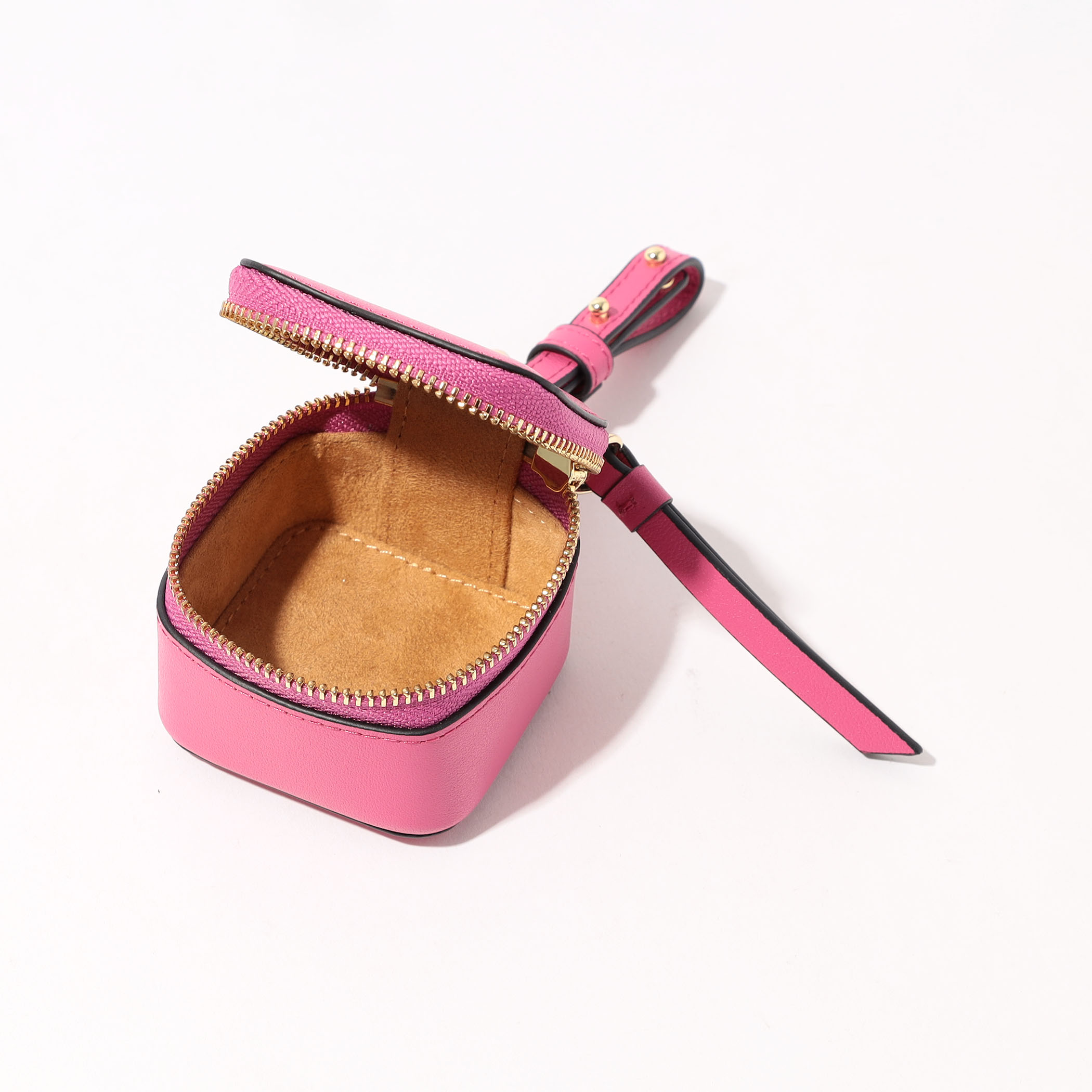 新品未使用　トゥモローランド 　マルチケース Atelier TOMORROWLAND TRINCKET マルチケース｜トゥモローランド 公式通販