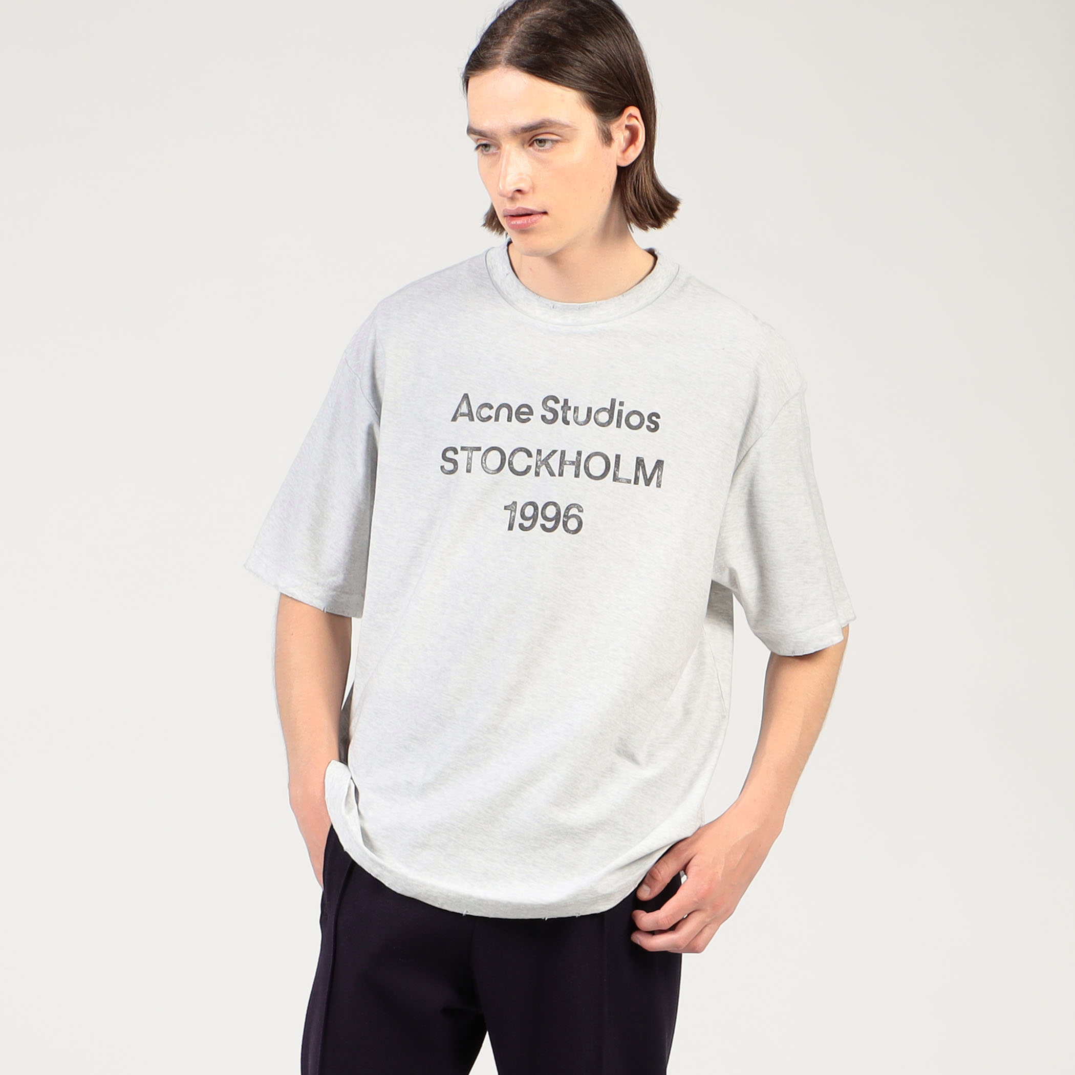 Acne Studios ロゴTシャツ｜トゥモローランド 公式通販