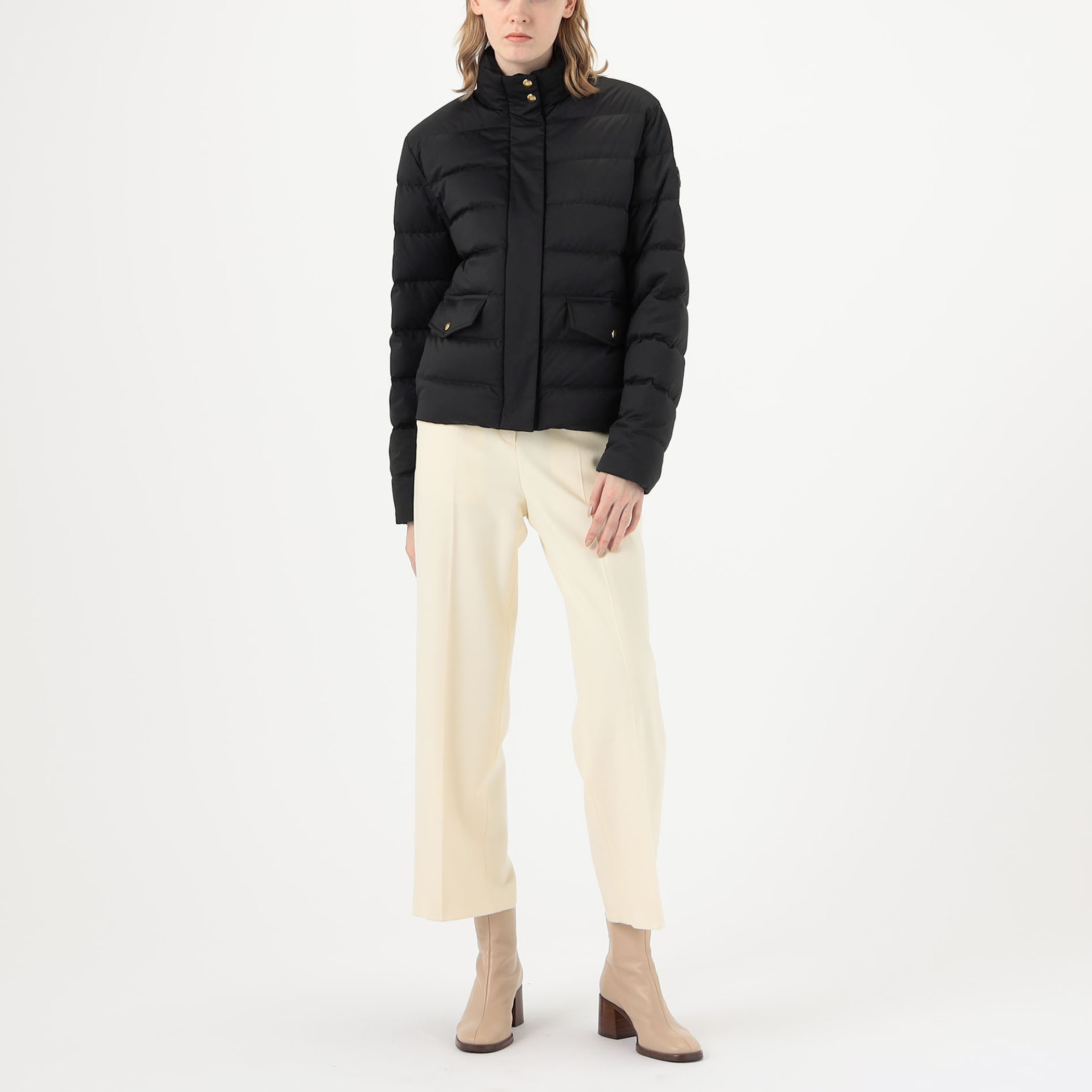 ＊MONCLER＊ Bessettes ショートダウンジャケット MONCLER BESSETTES ショートダウンジャケット｜トゥモローランド