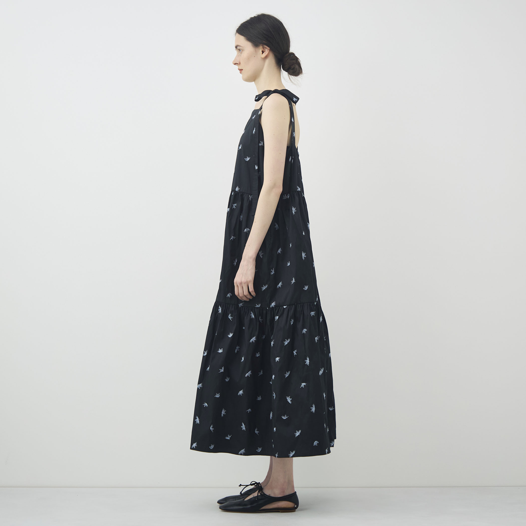 別注】ne Quittez pas BLACK ロングワンピース｜トゥモローランド 公式