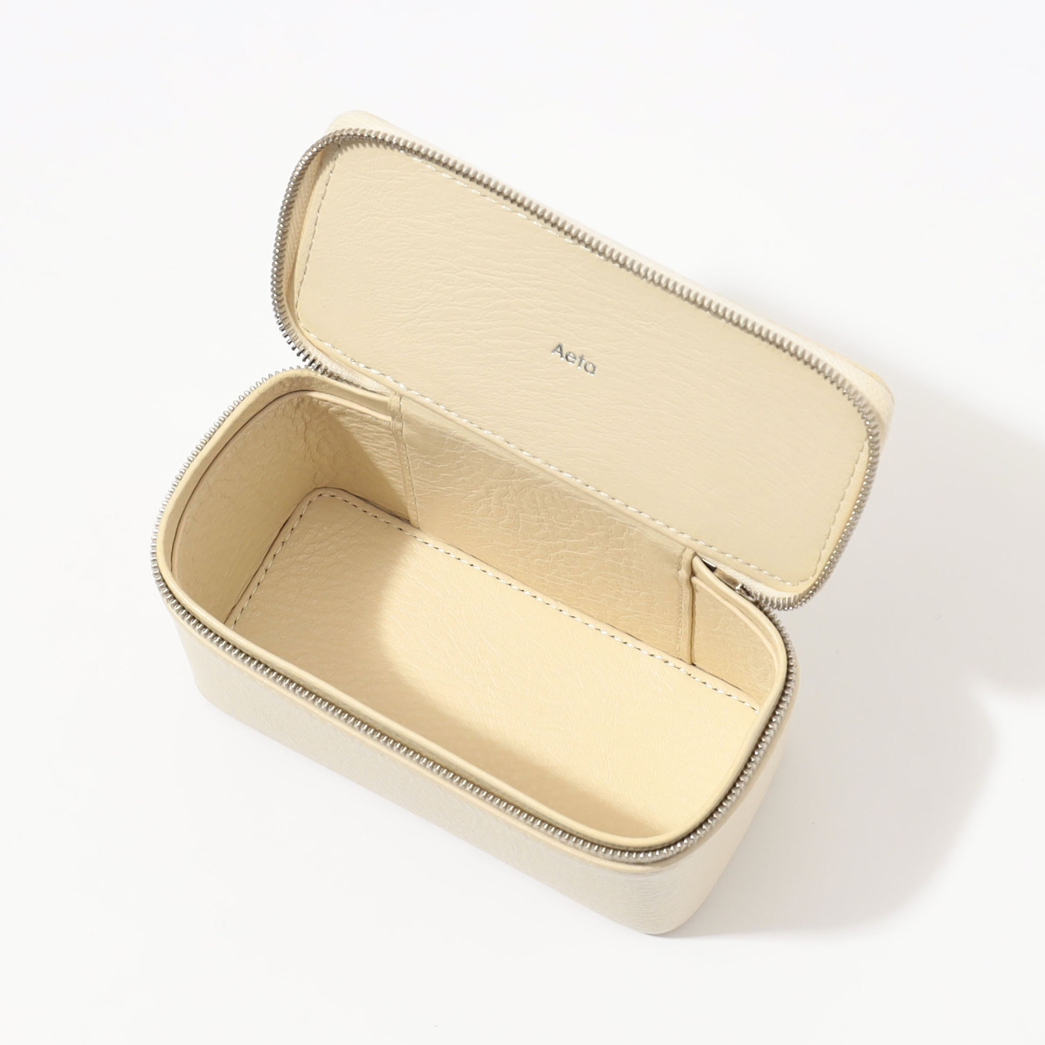Aeta SMALL CONTAINER E｜トゥモローランド 公式サイト