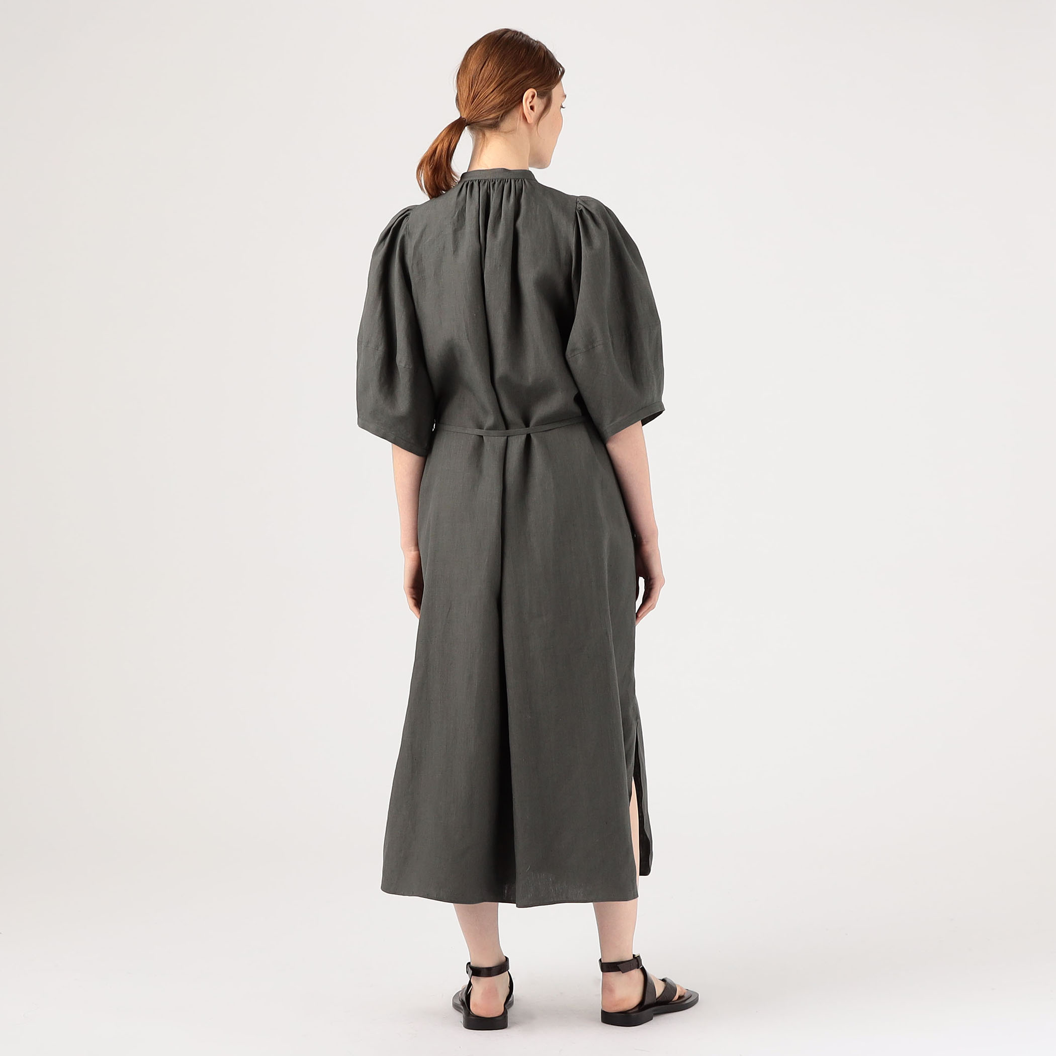 別注】HYKE×SUPER A MARKET LINEN BALLON DRESS｜トゥモローランド