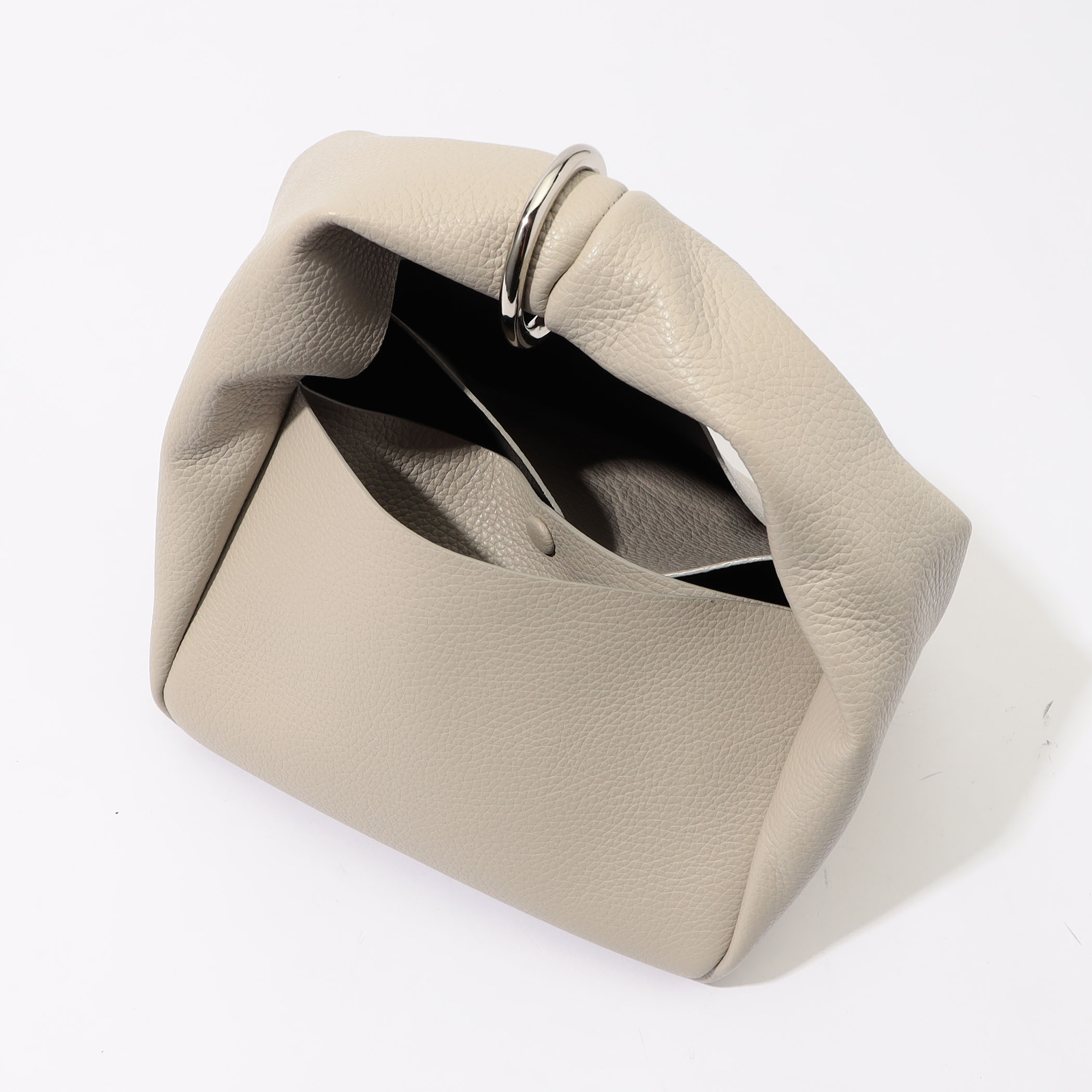 MARROW CUBE RING MUFF ハンドバッグ｜トゥモローランド 公式サイト